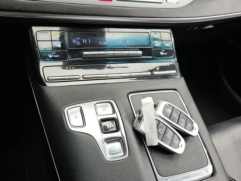 Hyundai Grandeur 3.3 Premium - изображение 9