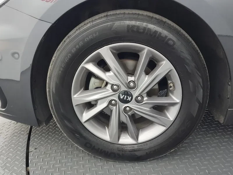 Kia K5 2Nd Generation 2.0 Luxury, снимка 5 - Автомобили и джипове - 55060435