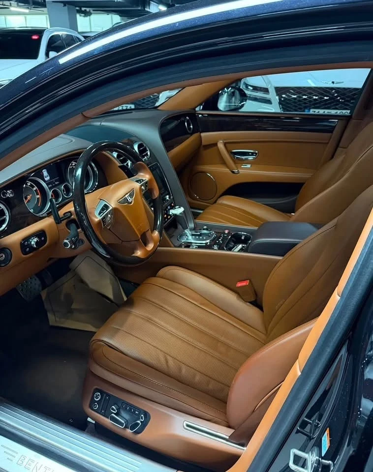 Bentley Flying Spur 4.0* КОЖА* ПОДГРЕВ* ОБДУХВАНЕ* НАВИ* КАМЕРА, снимка 8 - Автомобили и джипове - 55983709
