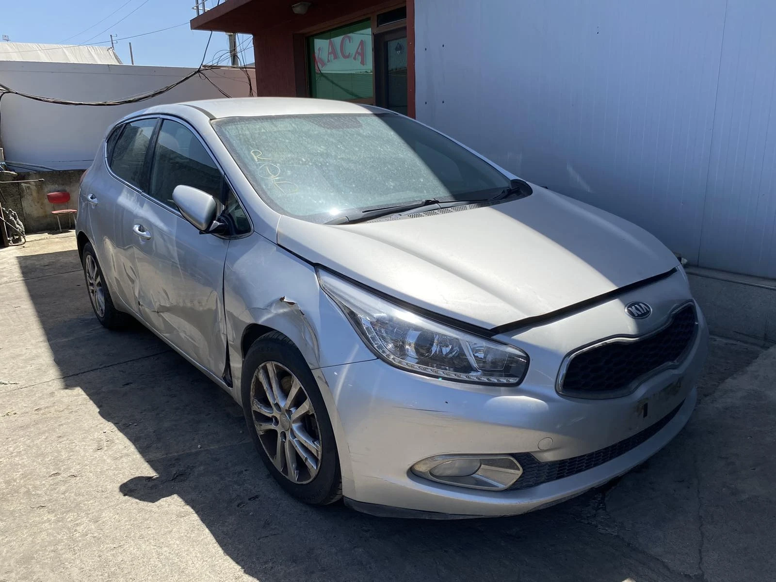 Kia Ceed 1.6crdi - изображение 3