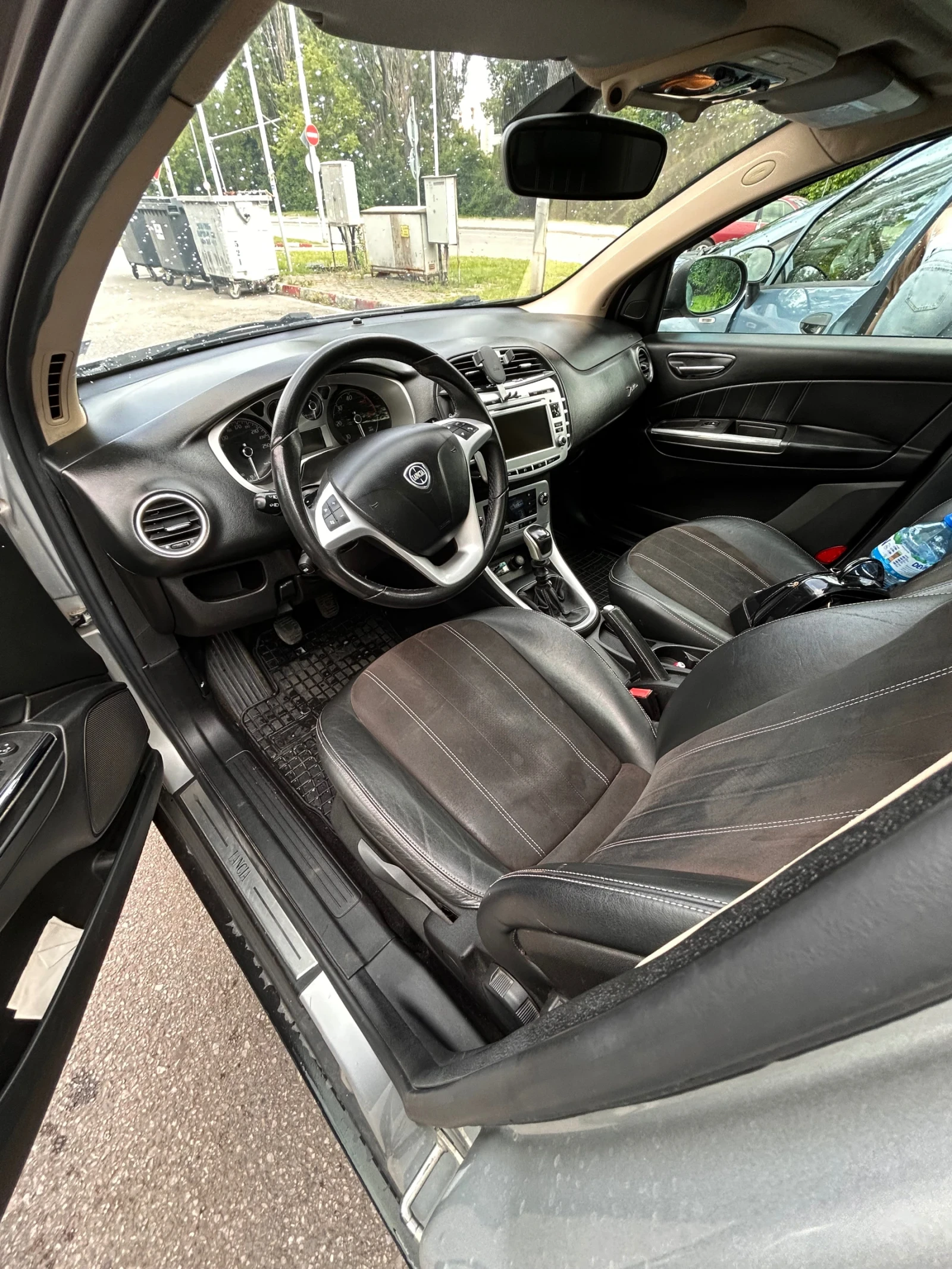 Lancia Delta 2.0 multijet - изображение 7