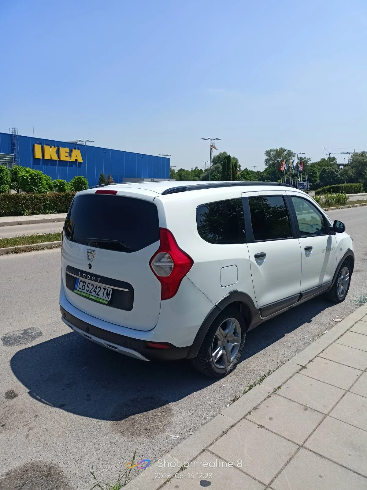 Dacia Lodgy 1.5 DCi 6+ 1м Stepway - изображение 3