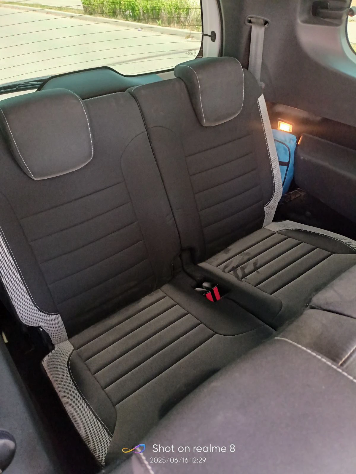 Dacia Lodgy 1.5 DCi 6+ 1м Stepway - изображение 9
