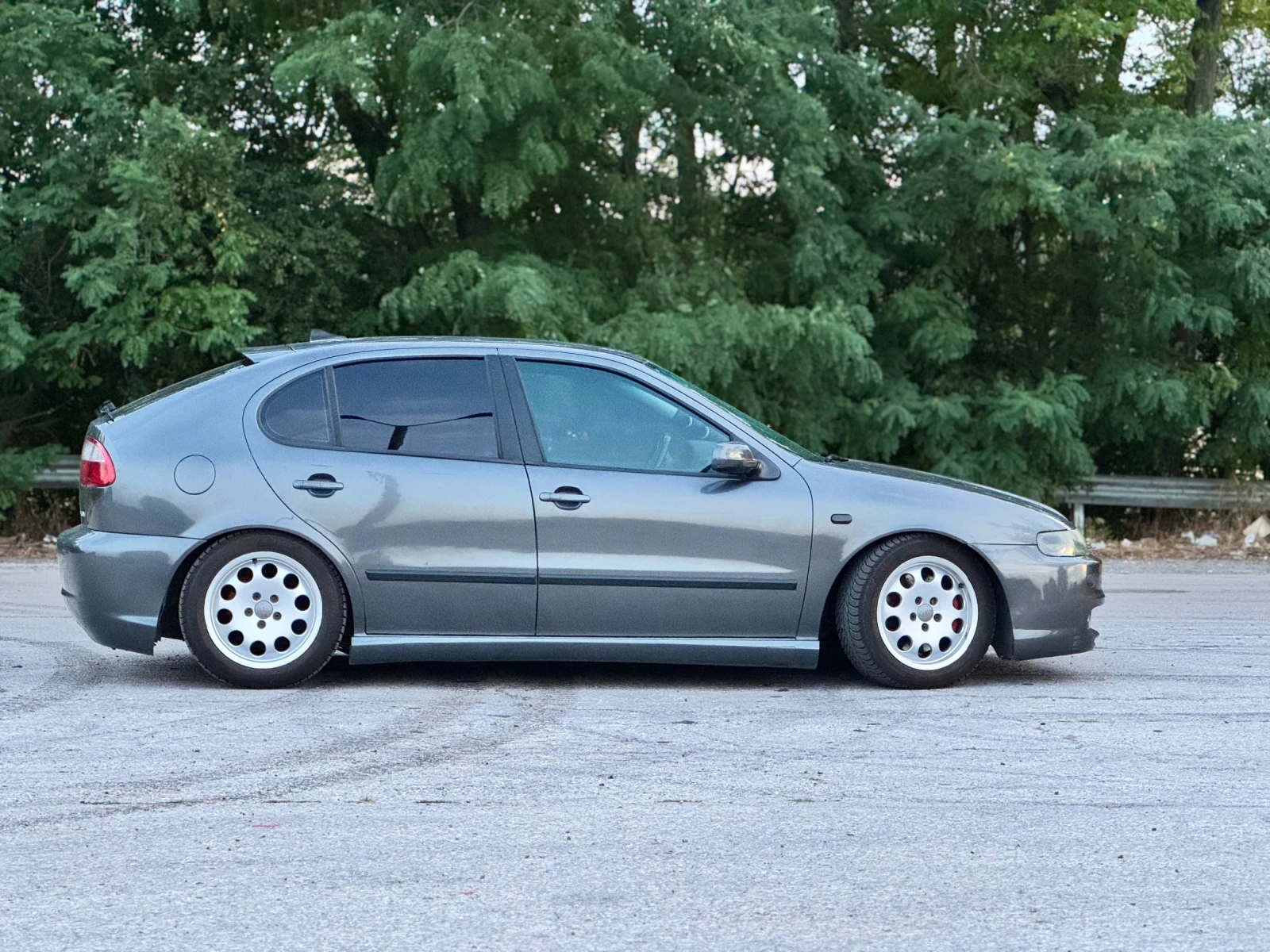 Seat Leon 1.8Турбо - изображение 8
