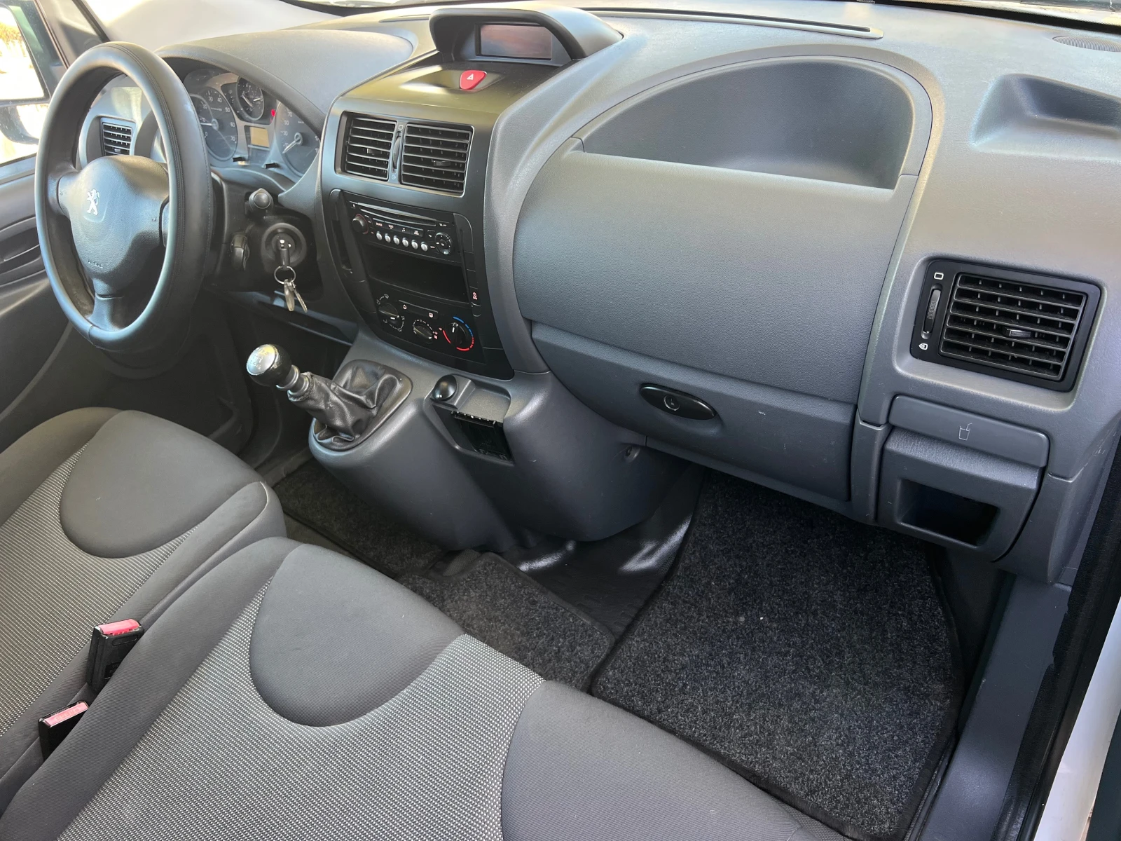 Peugeot Expert 2.0HDI TOVAREN/6sk/PODGREV/UNIKAT | Mobile.bg   14