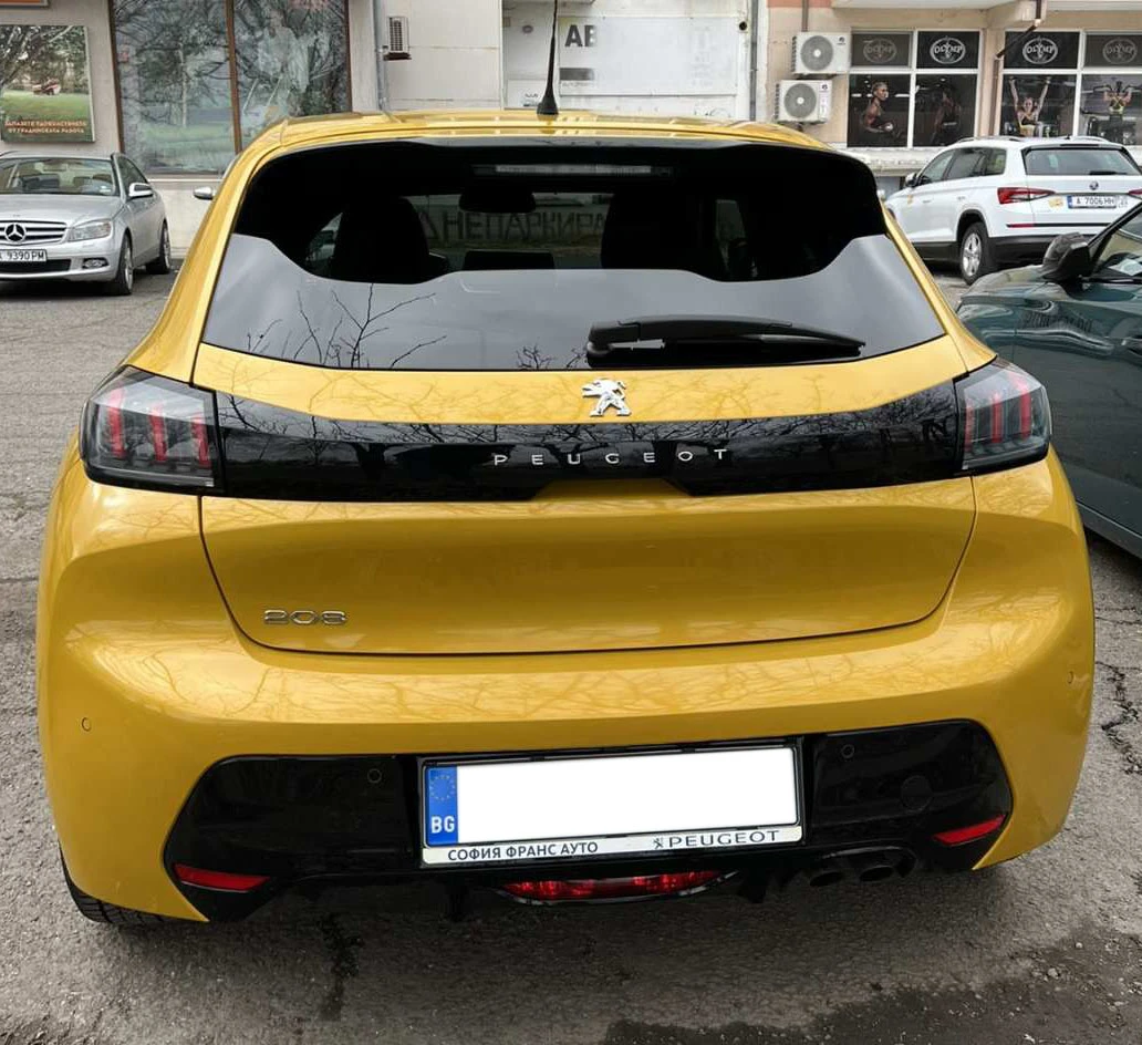 Peugeot 208 1.2 Petrol - изображение 6