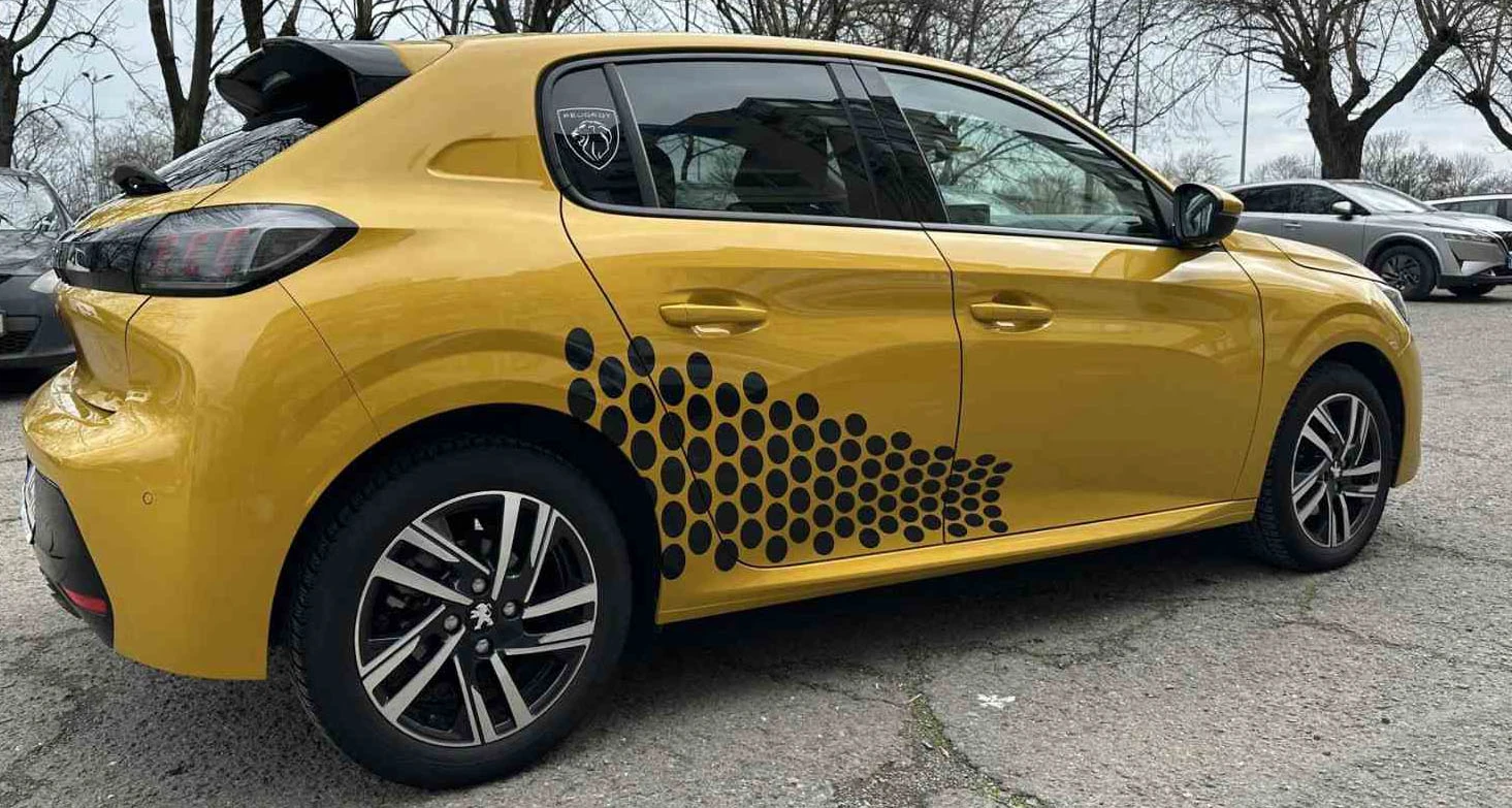 Peugeot 208 1.2 Petrol - изображение 4