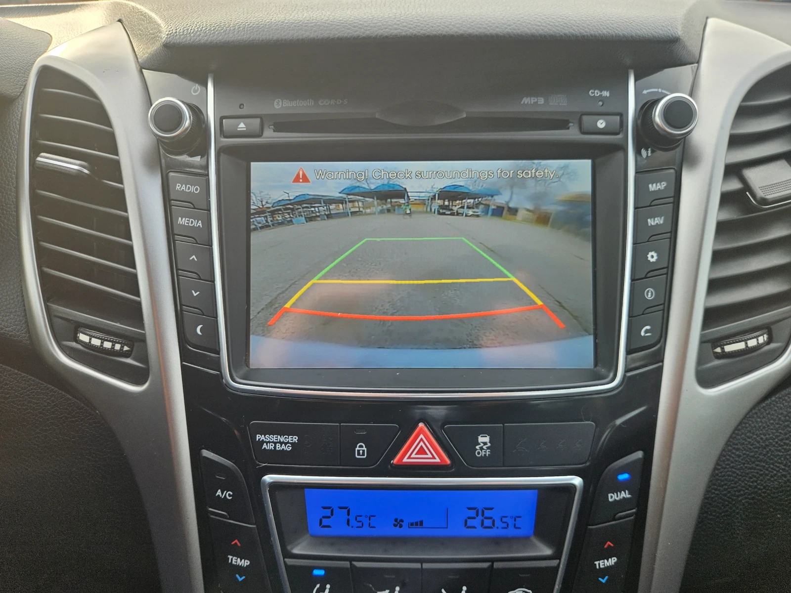 Hyundai I30 94000/km, снимка 13 - Автомобили и джипове - 54100999