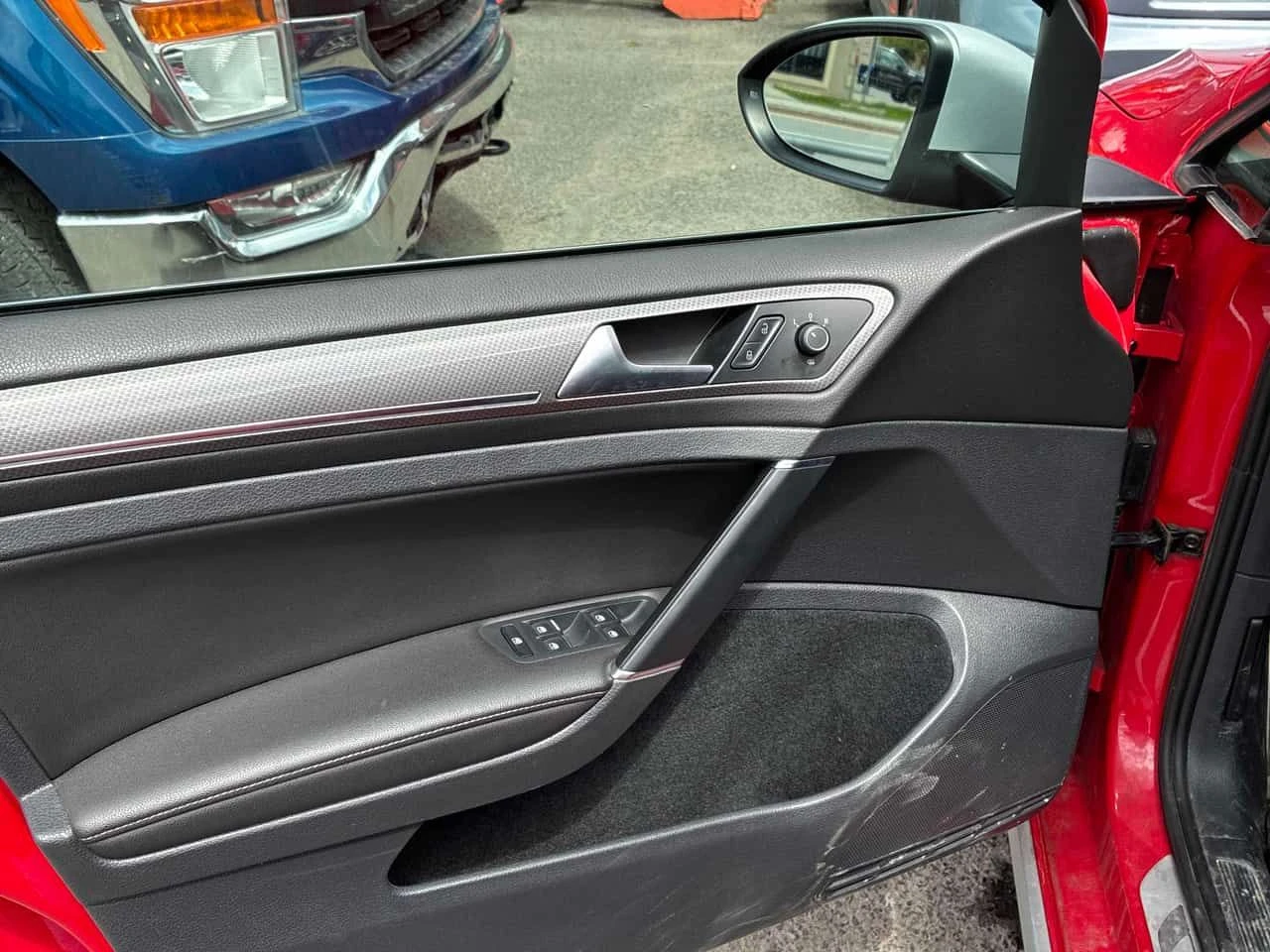 VW Golf * 4dr Wgn * PANO* KEYLESS* ПОДГРЕВ* , снимка 12 - Автомобили и джипове - 54514369