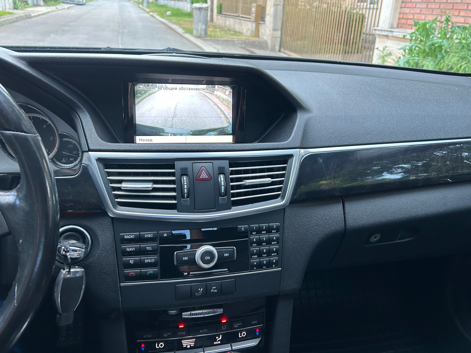 Mercedes-Benz E 250 2.2 204К, снимка 12 - Автомобили и джипове - 54681179