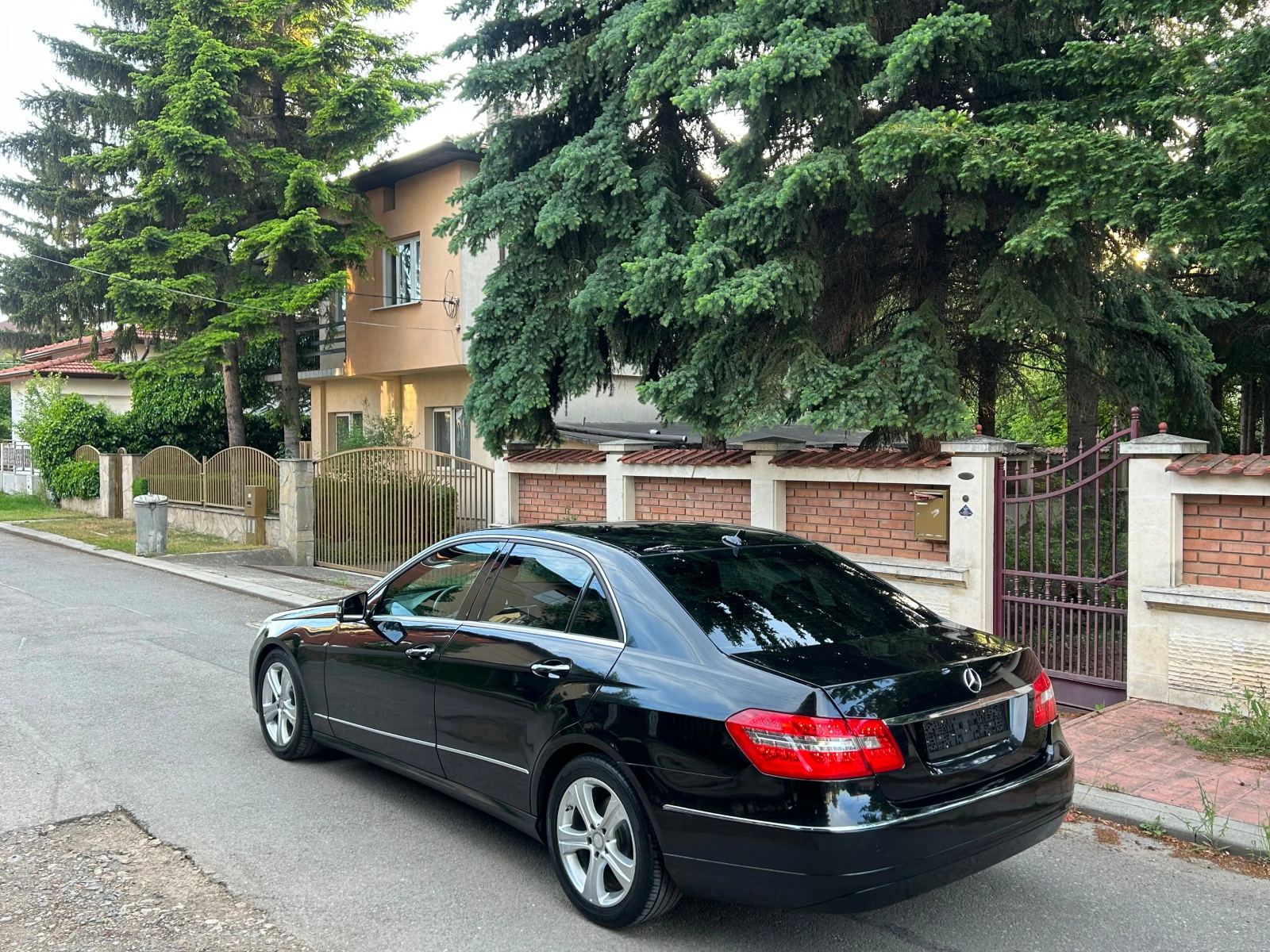 Mercedes-Benz E 250 2.2 204К, снимка 6 - Автомобили и джипове - 54681179