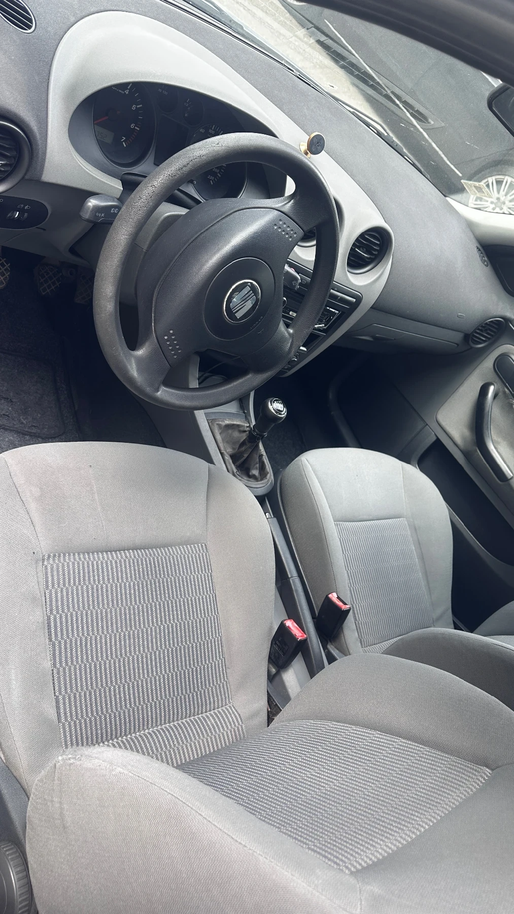 Seat Ibiza, снимка 9 - Автомобили и джипове - 54704751