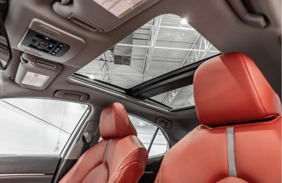 Toyota Camry XSE* GR PKG* AWD* FULL* КРАЙНА ЦЕНА ДО БЪЛГАРИЯ* , снимка 10 - Автомобили и джипове - 55039106