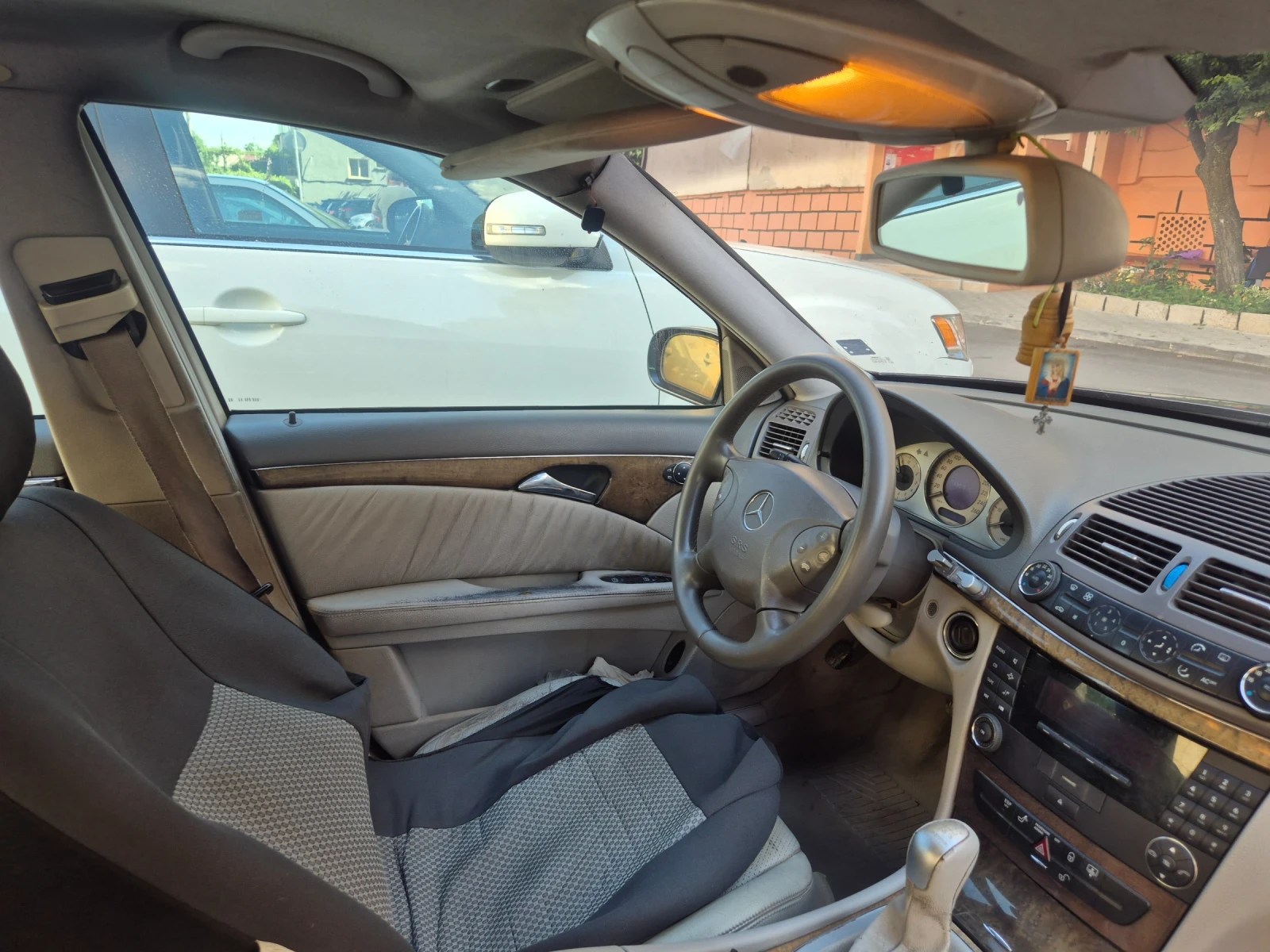 Mercedes-Benz 220 E220 Avantgarde, снимка 6 - Автомобили и джипове - 55242646