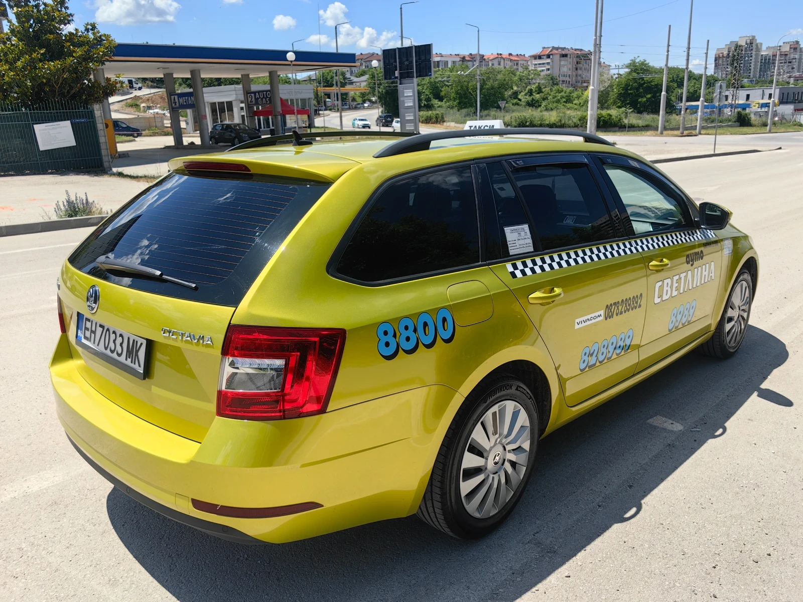 Skoda Octavia 1.6tdi 116кс Работещо такси, ЕВРО 6, ОТЛИЧНА , снимка 4 - Автомобили и джипове - 55617600