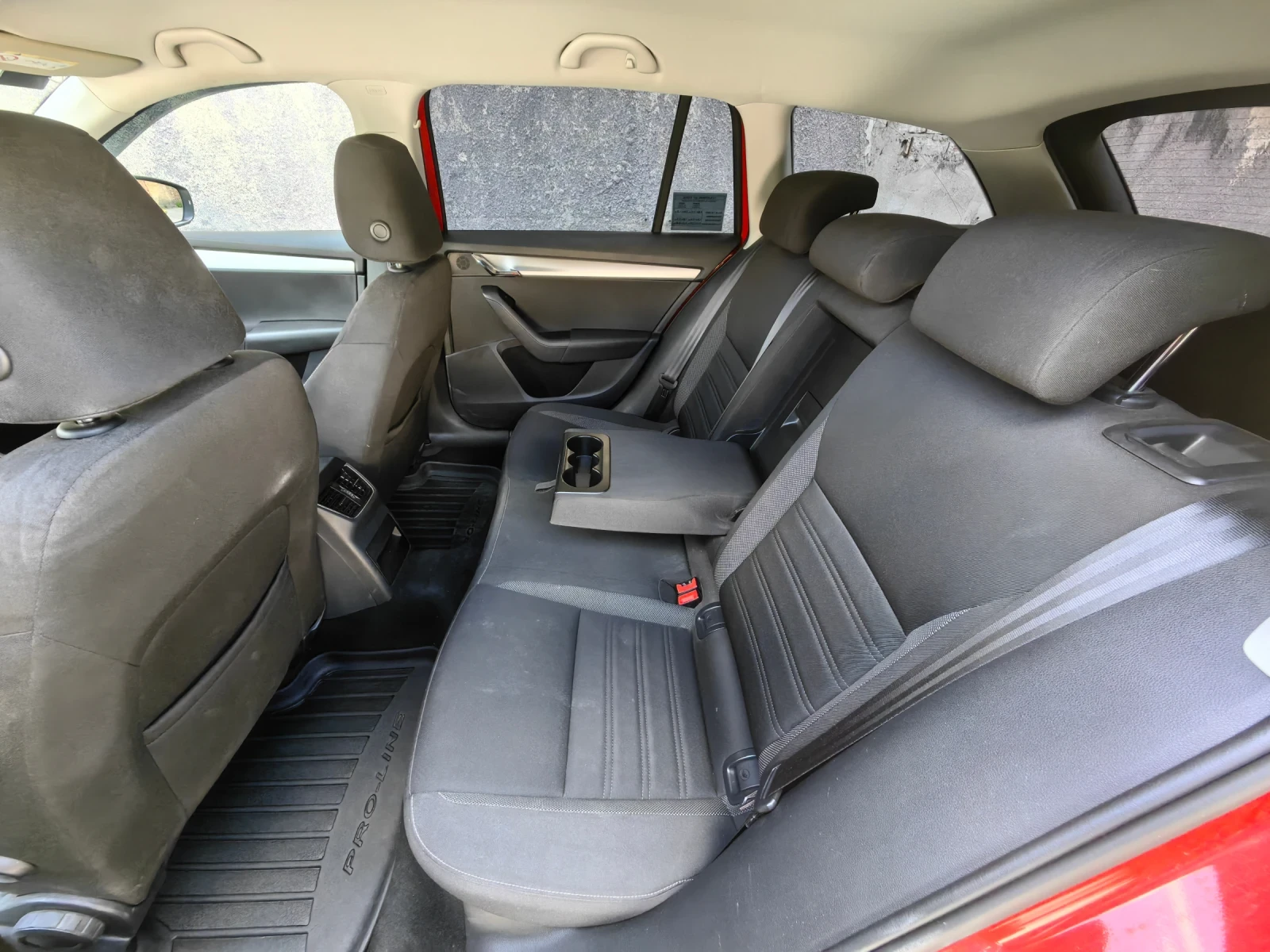 Skoda Octavia 1.6tdi 116кс Работещо такси, ЕВРО 6, ОТЛИЧНА , снимка 13 - Автомобили и джипове - 55617600