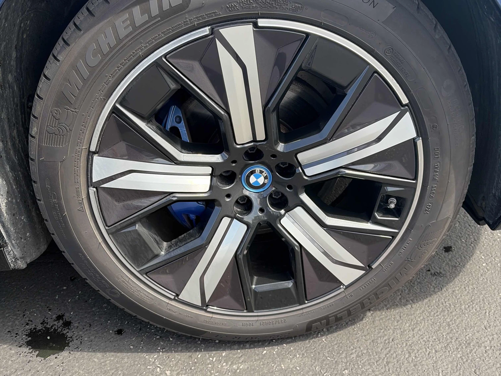 BMW iX xDrive50, АВТОКРЕДИТ, снимка 7 - Автомобили и джипове - 55924416