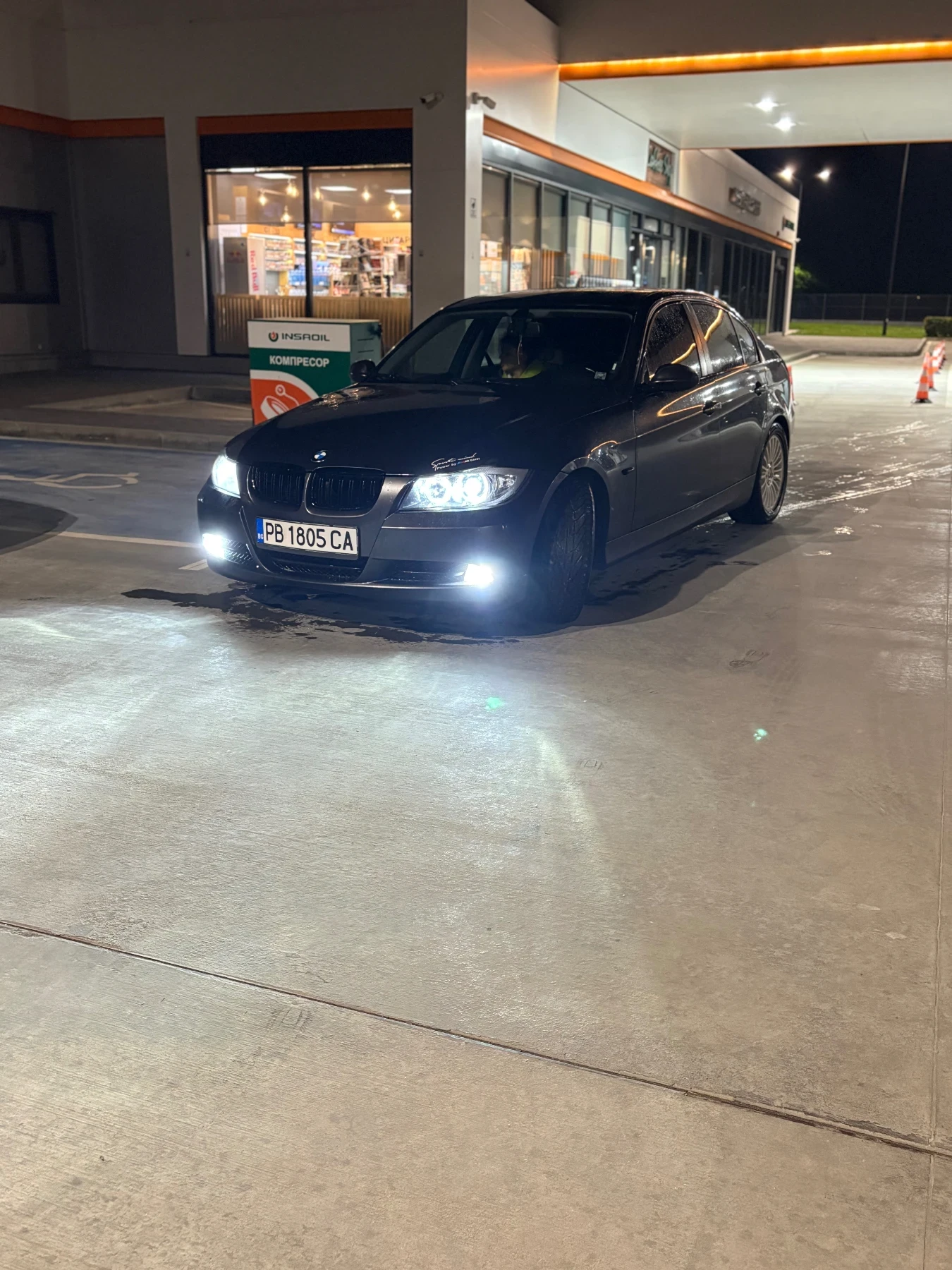 BMW 320, снимка 2 - Автомобили и джипове - 55970619