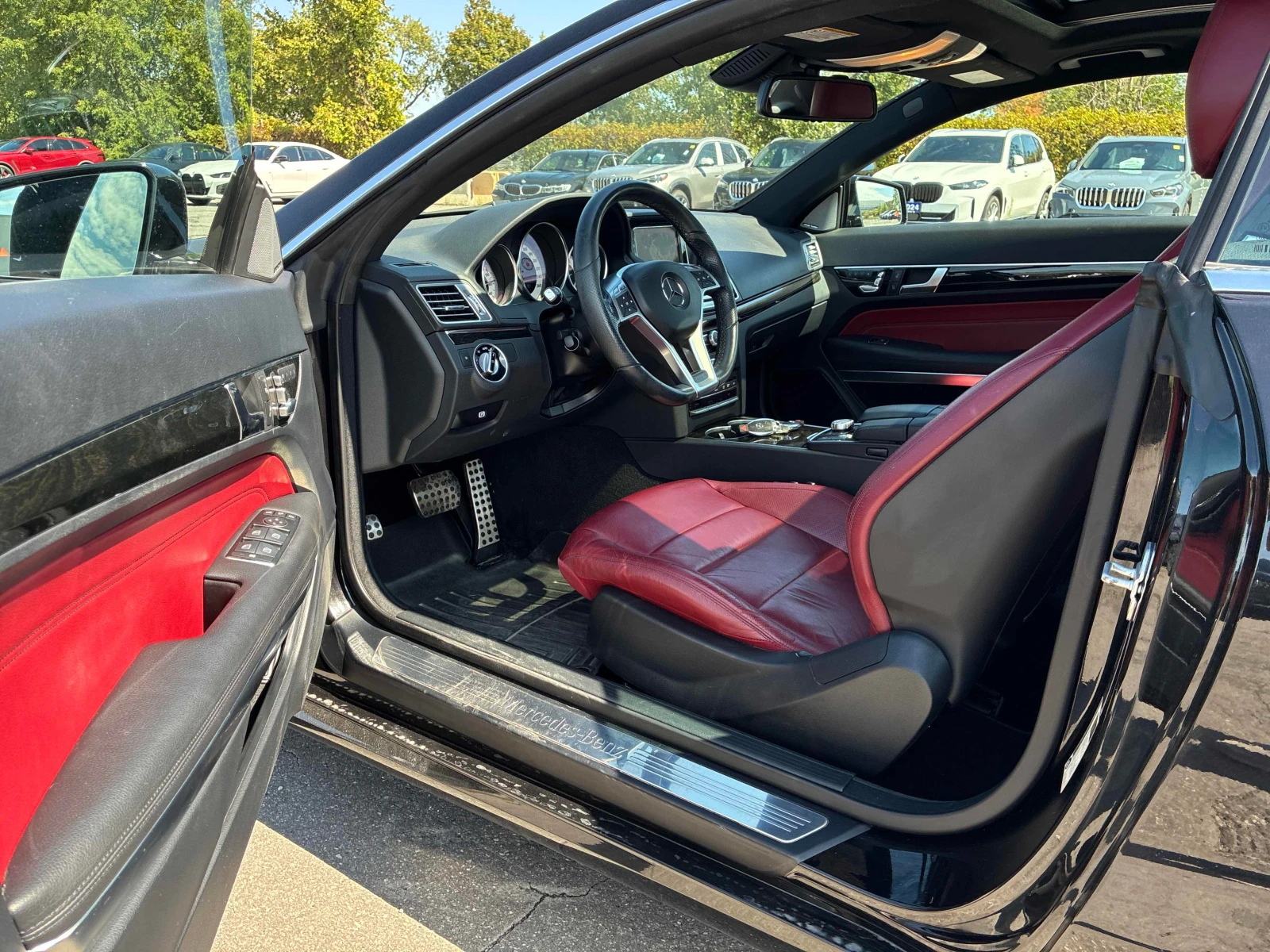 Mercedes-Benz E 350 * CARFAX * ОПЦИЯ ЗА ФИНАНСИРАНЕ , снимка 5 - Автомобили и джипове - 55987008