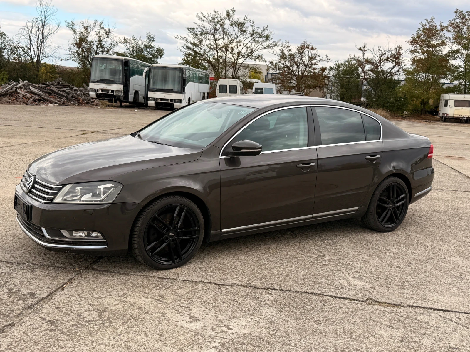VW Passat 2.0TDI 4Motion, снимка 2 - Автомобили и джипове - 56314447