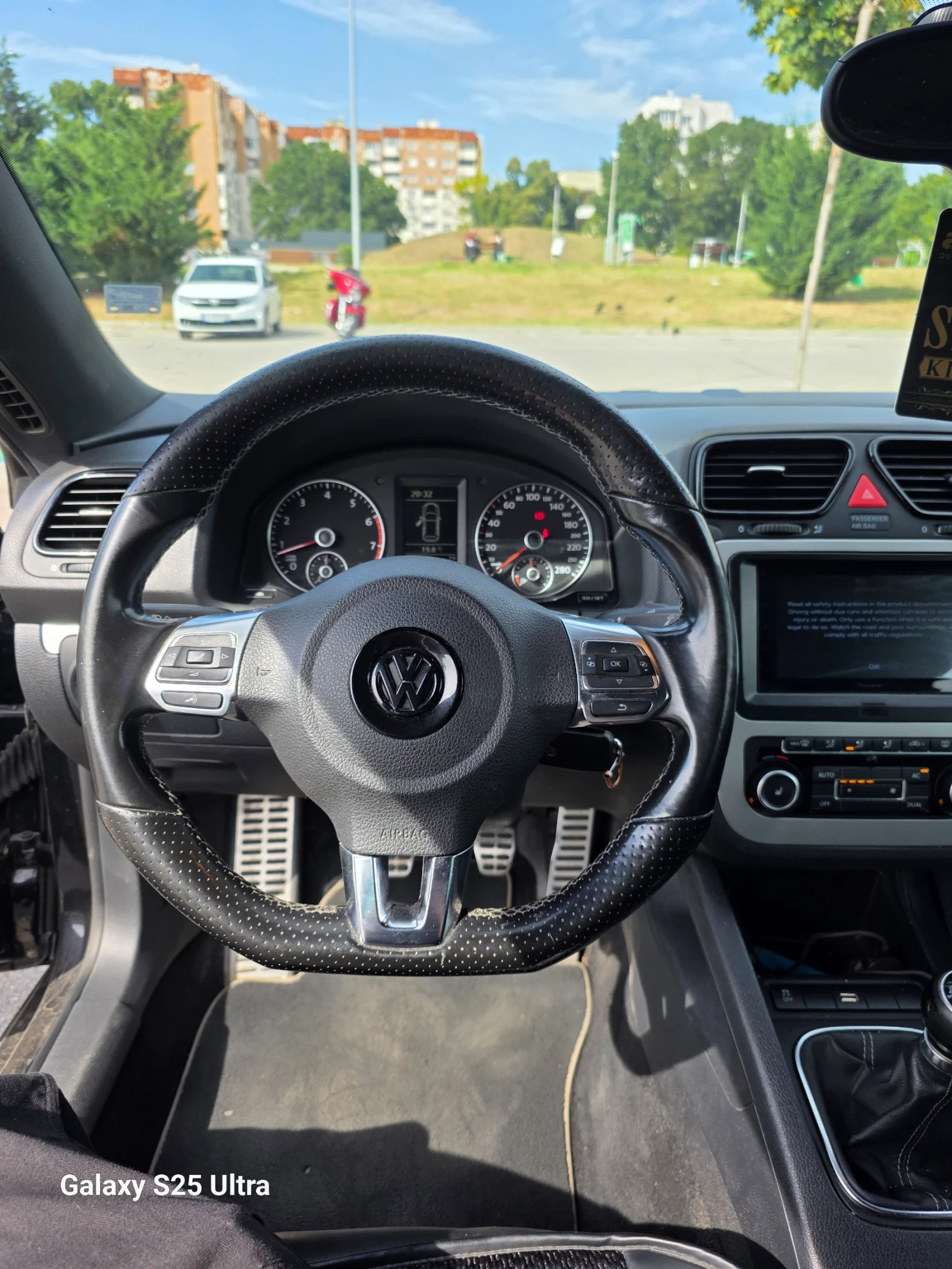 VW Scirocco 2012, снимка 7 - Автомобили и джипове - 56362321