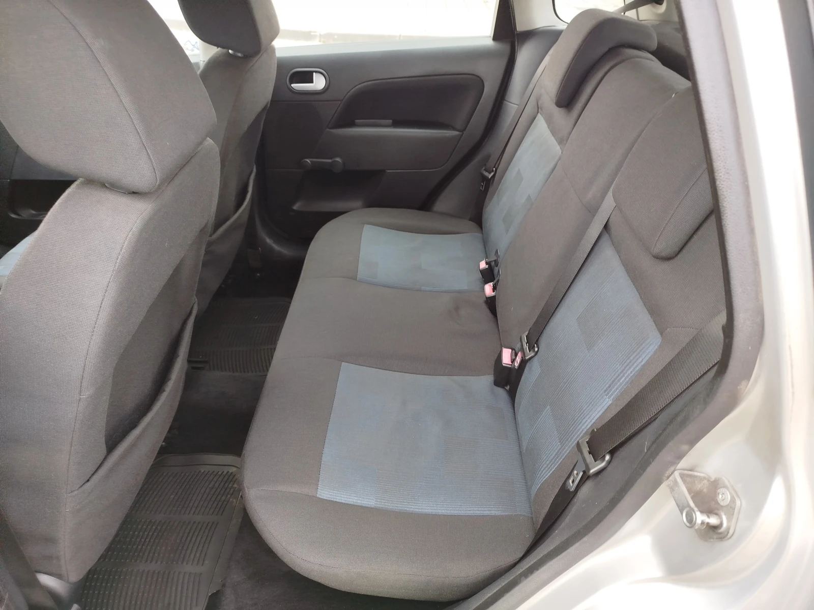 Ford Fiesta 1.4tdci-klimatik | Mobile.bg � ����������� 11