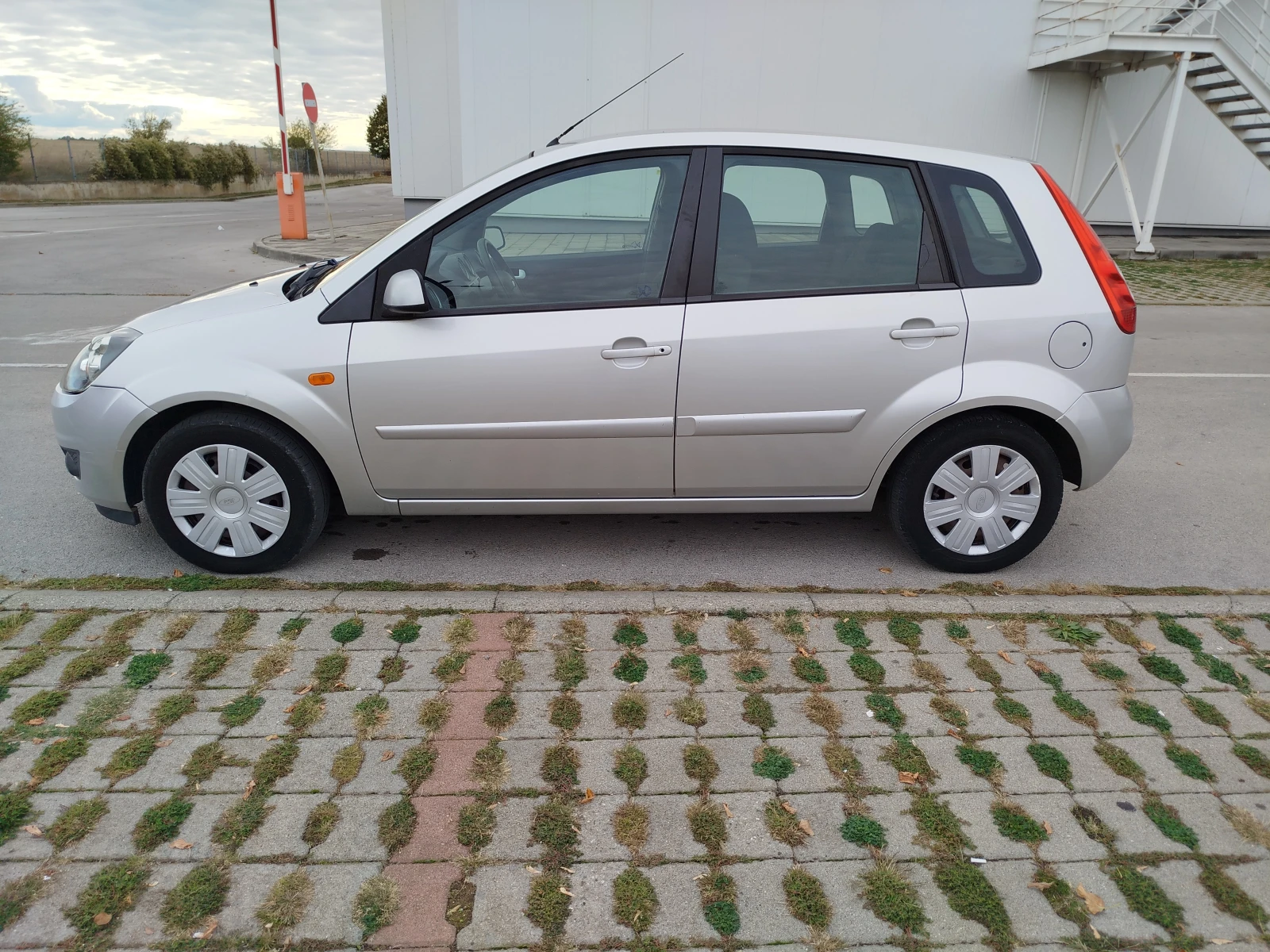 Ford Fiesta 1.4tdci-klimatik | Mobile.bg � ����������� 3