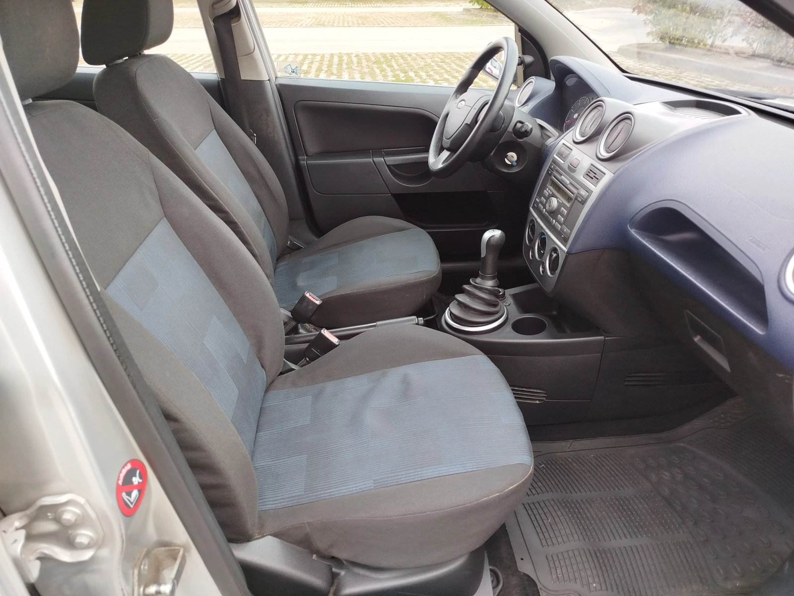 Ford Fiesta 1.4tdci-klimatik | Mobile.bg � ����������� 14