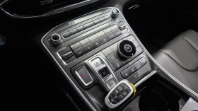 Hyundai Santa fe 2.2 2WD PRESTIGE autogeorge.com - 40350 лв. / 20630.63 € - 10587988 8