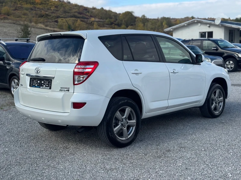 Toyota Rav4 2.2D-4D* CROSSOVER* , снимка 3 - Автомобили и джипове - 52056699
