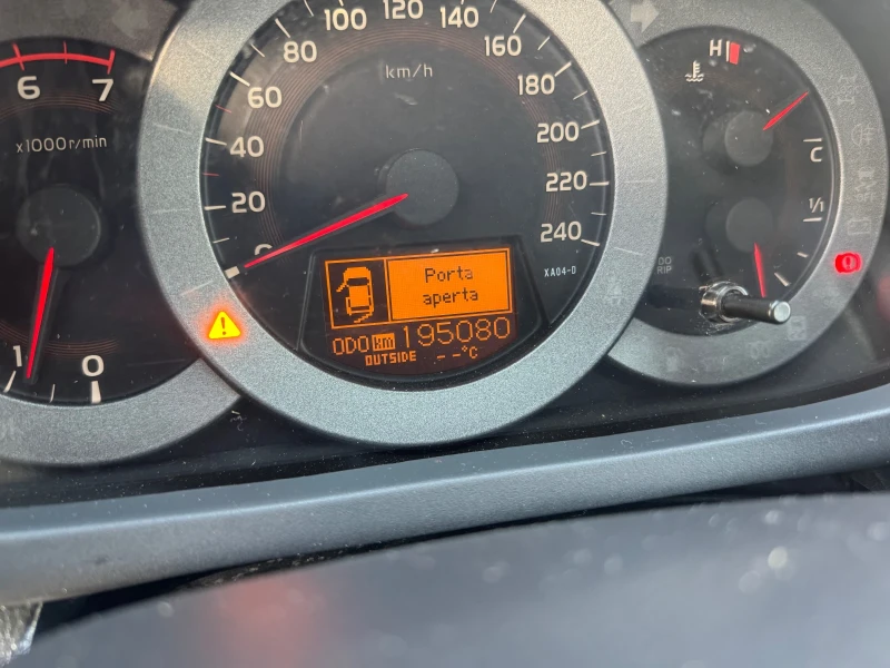 Toyota Rav4 2.2D-4D* CROSSOVER* , снимка 13 - Автомобили и джипове - 52056699