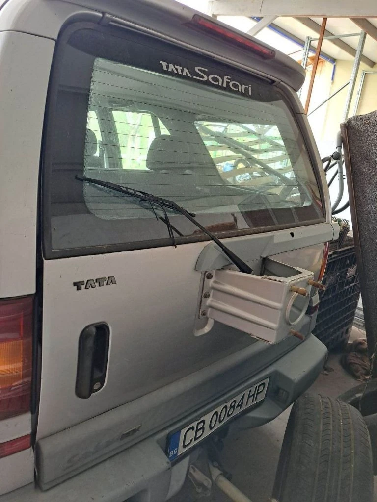 Tata Safari, снимка 4 - Автомобили и джипове - 47349025