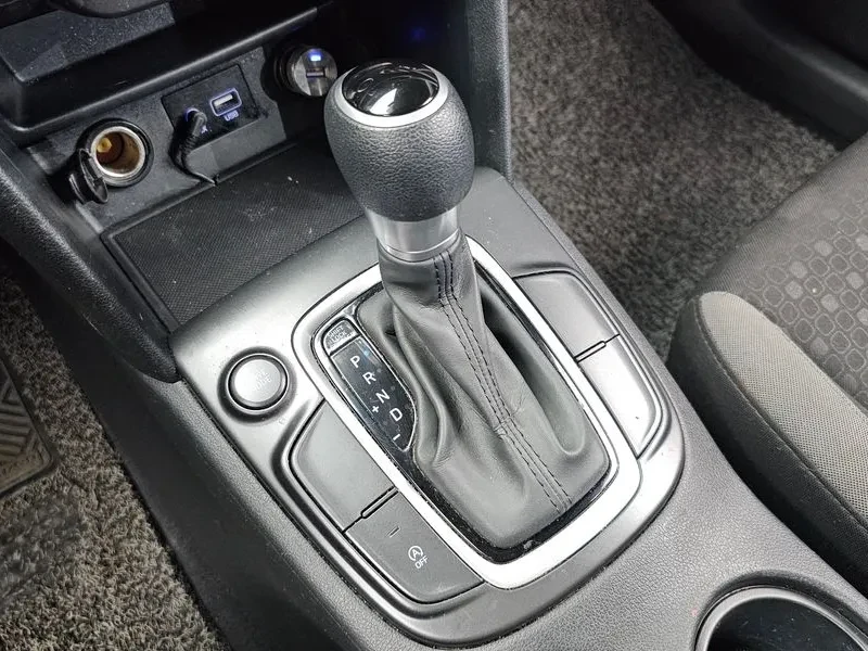 Hyundai Kona Diesel 1.6 2Wd Smart, снимка 17 - Автомобили и джипове - 56129590