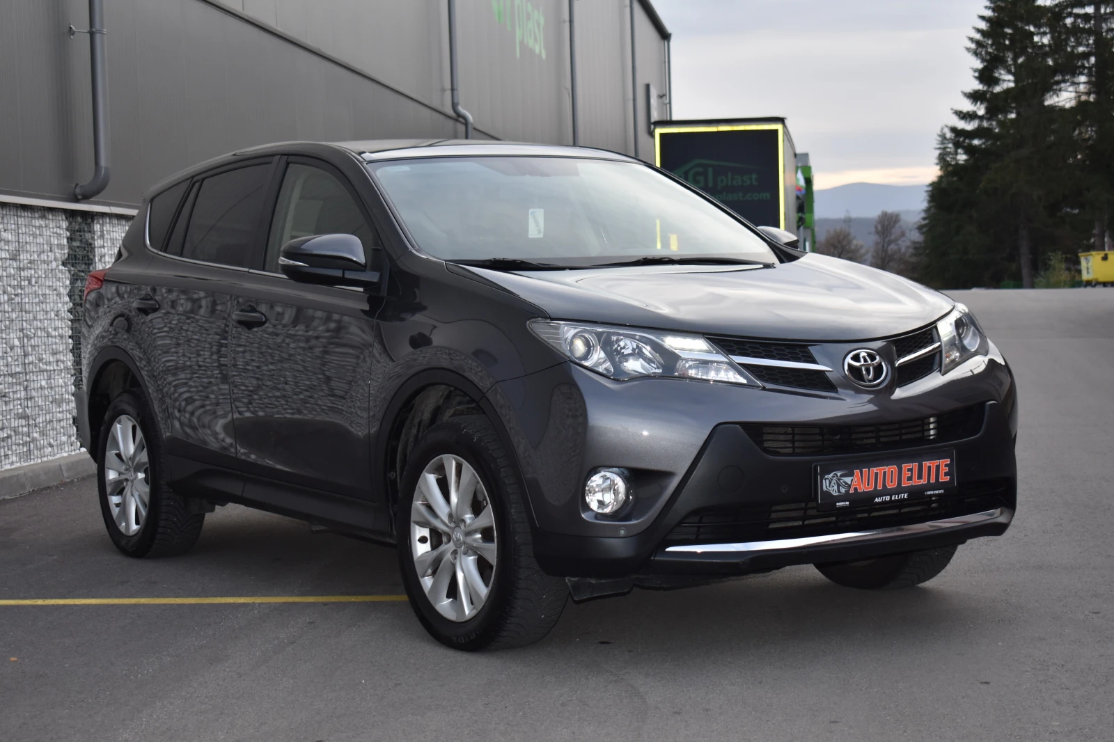 Toyota Rav4 2.2D4D/150kc= AUTOMAT= AWD/4X4= NAVI= TOP!!! | Mobile.bg   2