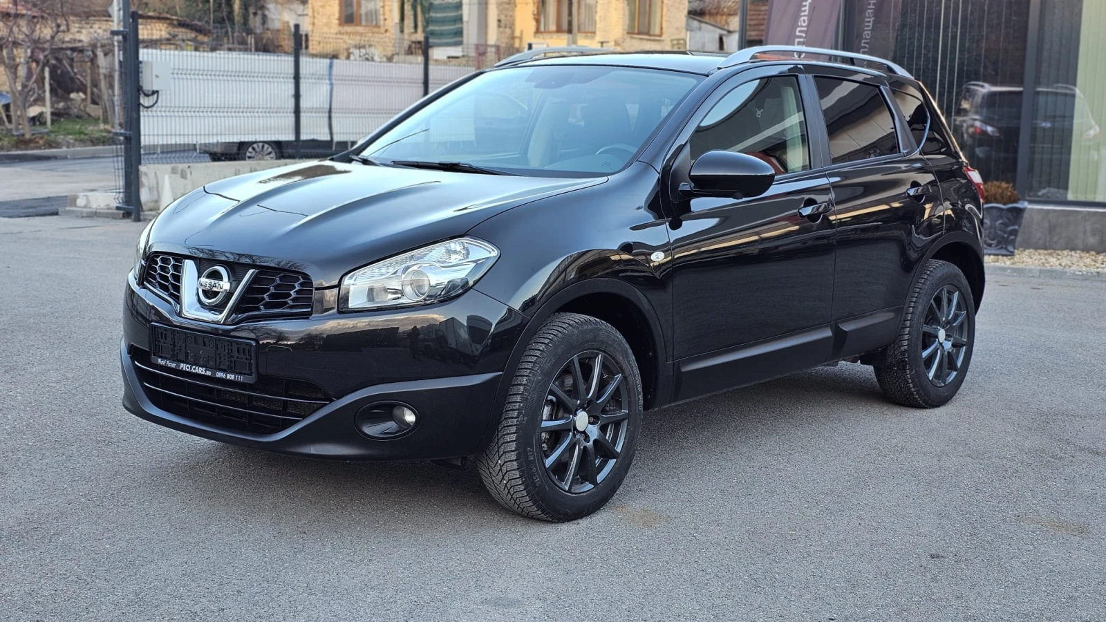 Nissan Qashqai 2.0i 4х4 6SP Facelift CH-ИСТОРИЯ-КАМЕРА 360-ЛИЗИНГ - изображение 3