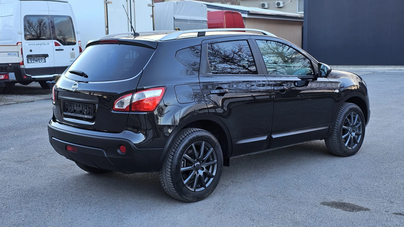 Nissan Qashqai 2.0i 4х4 6SP Facelift CH-ИСТОРИЯ-КАМЕРА 360-ЛИЗИНГ - изображение 6