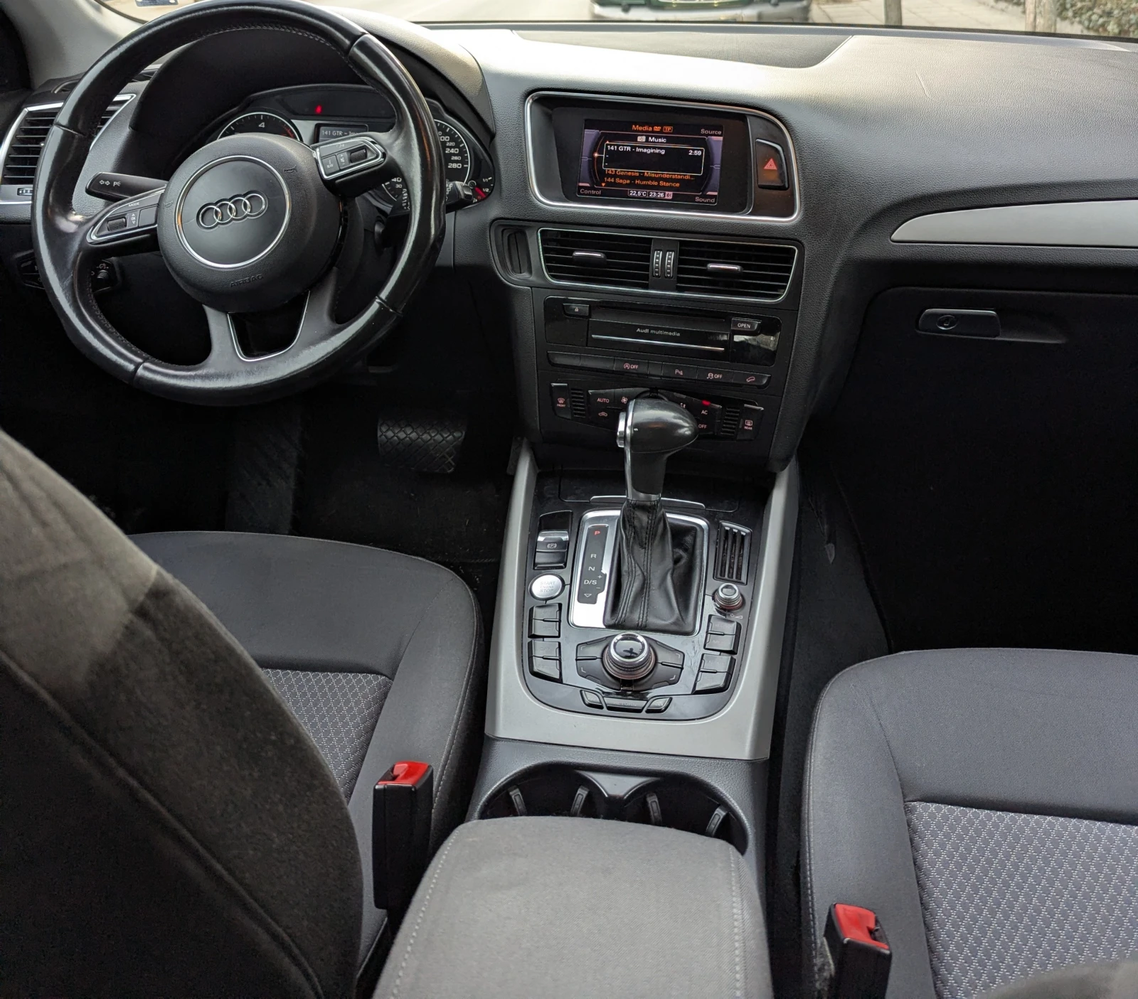 Audi Q5 S line, снимка 5 - Автомобили и джипове - 53752658