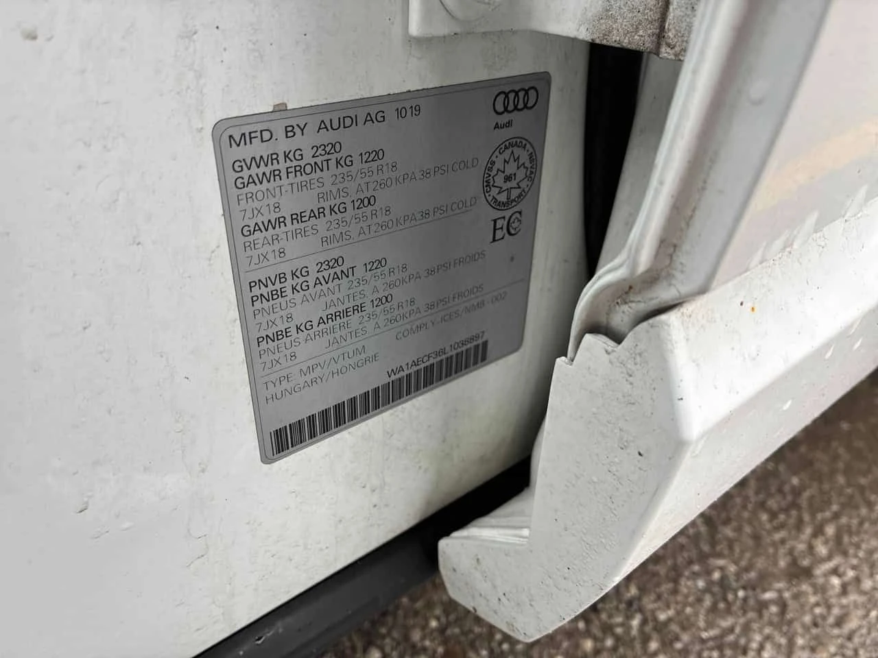 Audi Q3 QUATTRO * DIGITAL* ПАНОРАМА* ПОДГРЕВИ* КАМЕРА* , снимка 10 - Автомобили и джипове - 54075291