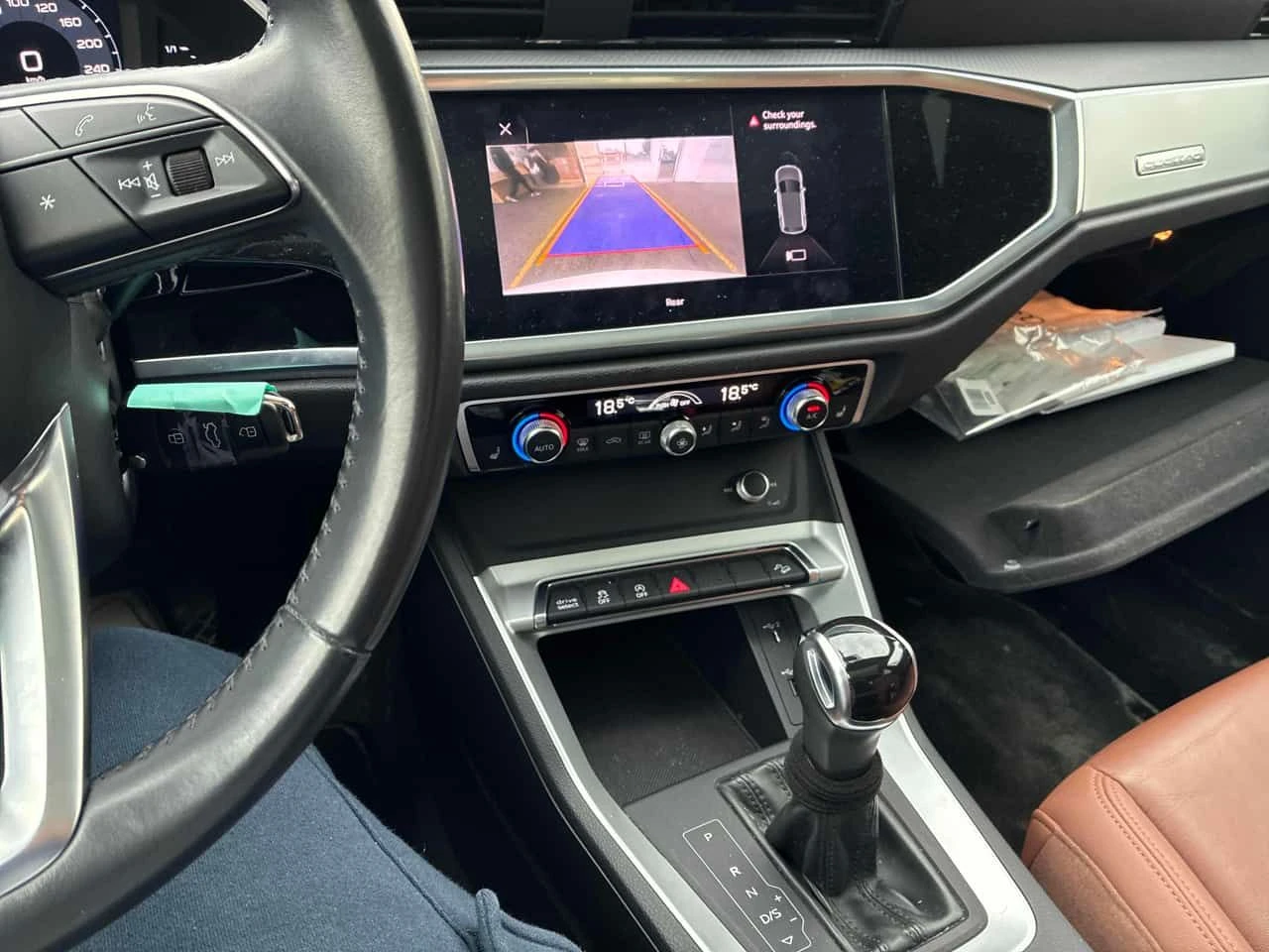 Audi Q3 QUATTRO * DIGITAL* ПАНОРАМА* ПОДГРЕВИ* КАМЕРА* , снимка 9 - Автомобили и джипове - 54075291