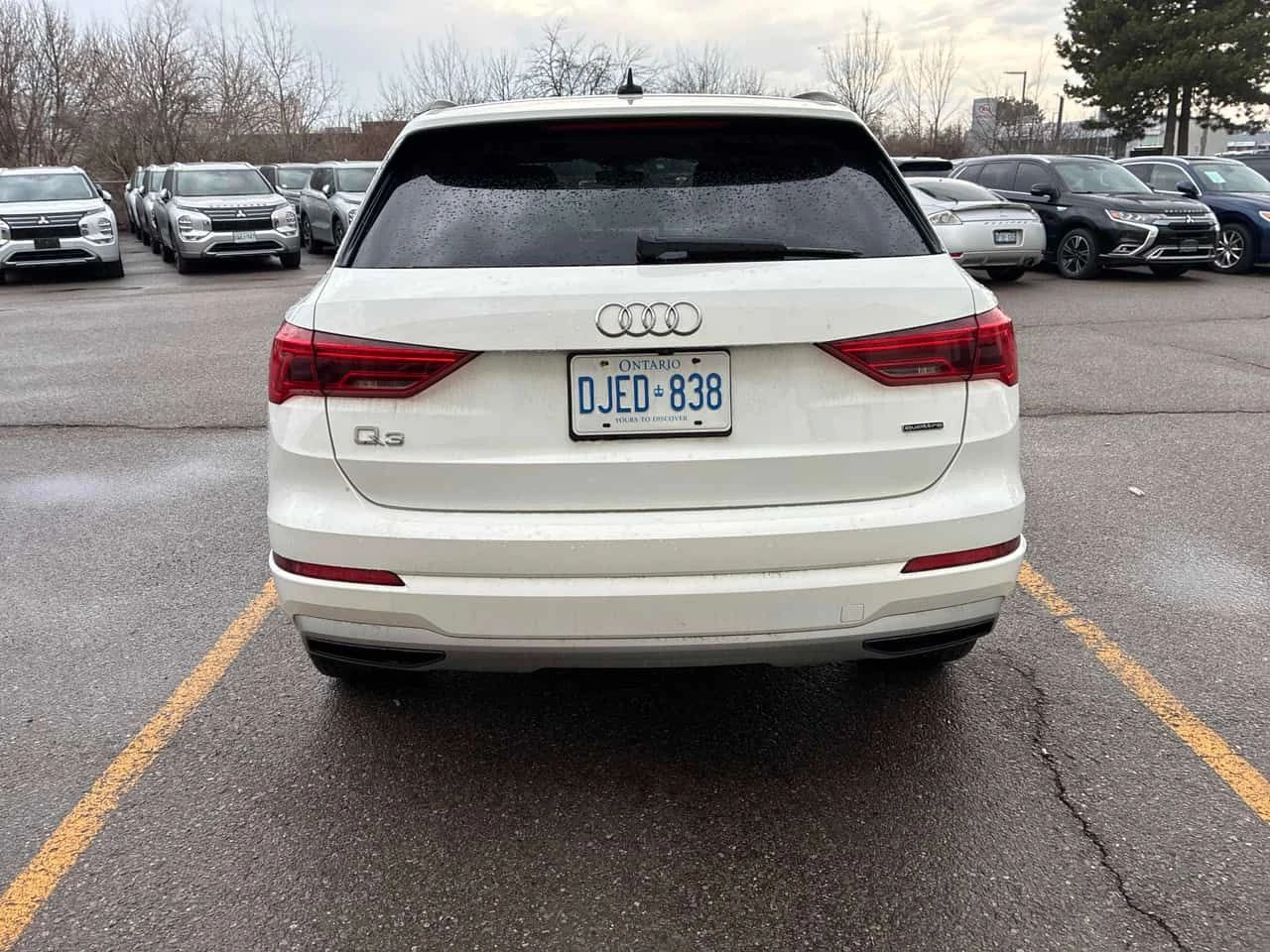 Audi Q3 QUATTRO * DIGITAL* ПАНОРАМА* ПОДГРЕВИ* КАМЕРА* , снимка 4 - Автомобили и джипове - 54075291