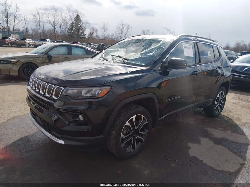 Jeep Compass 2.4l Limited 4X4, снимка 2 - Автомобили и джипове - 54097829