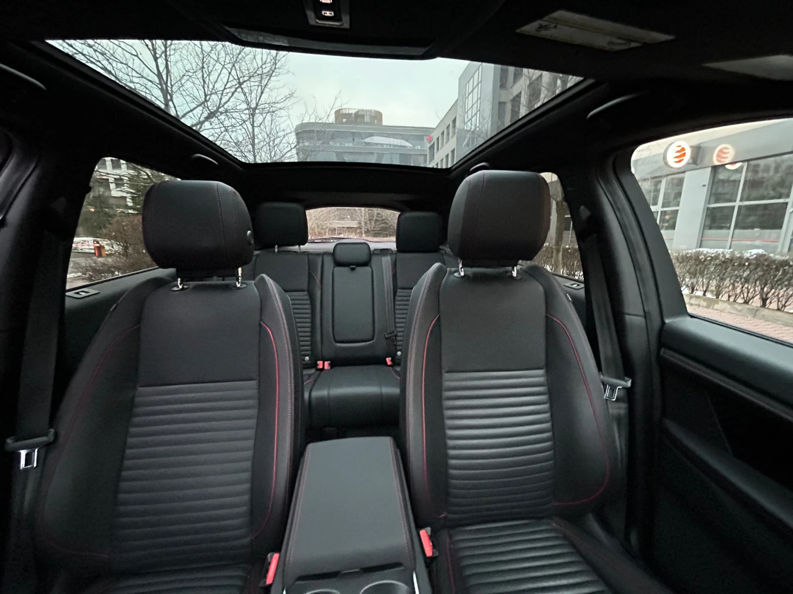 Land Rover Discovery Sport 2.0 ������ 250 �.�., R-Dynamic S, 2023 �. | Mobile.bg � ����������� 7