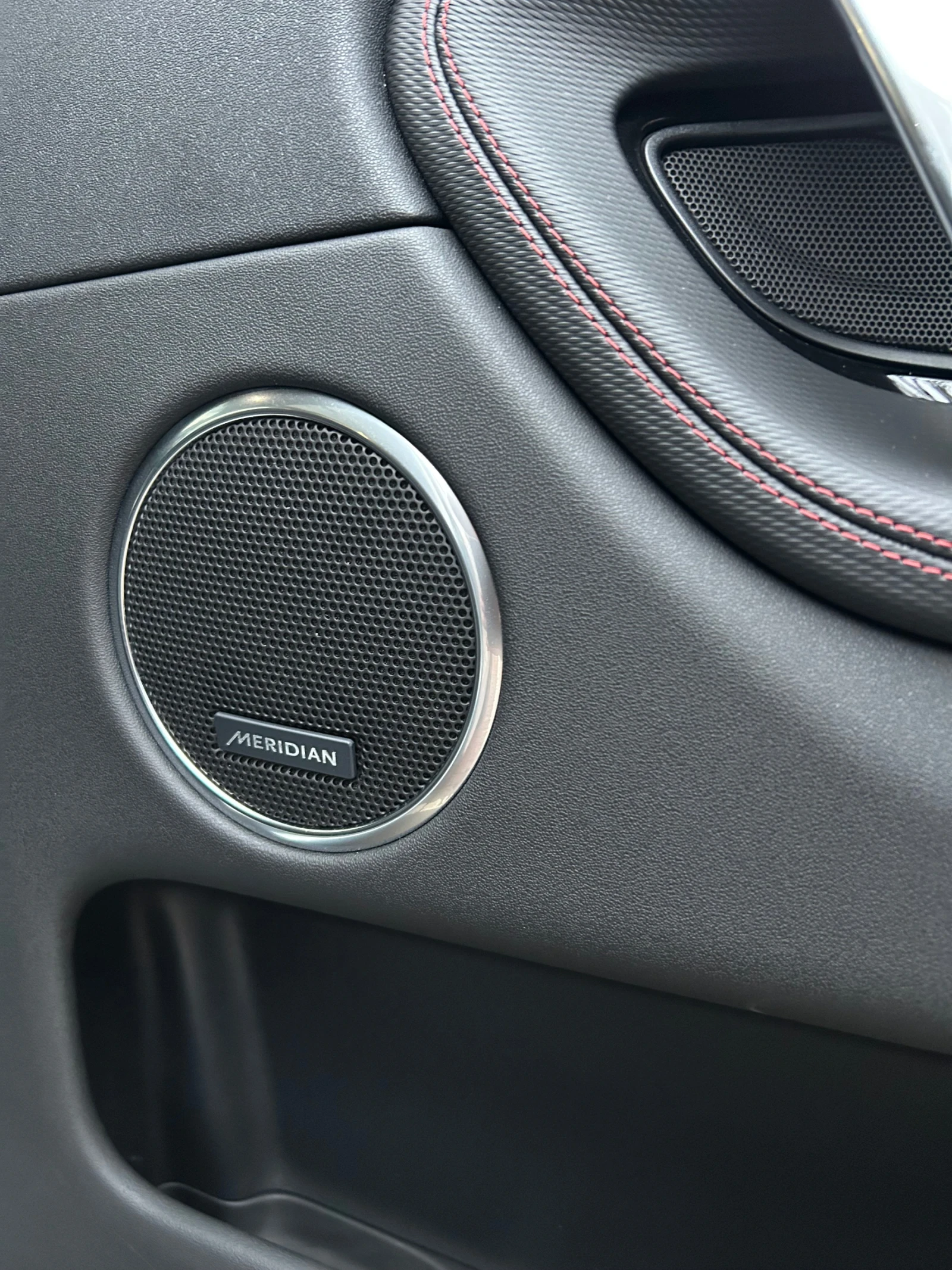 Land Rover Discovery Sport 2.0 ������ 250 �.�., R-Dynamic S, 2023 �. | Mobile.bg � ����������� 12