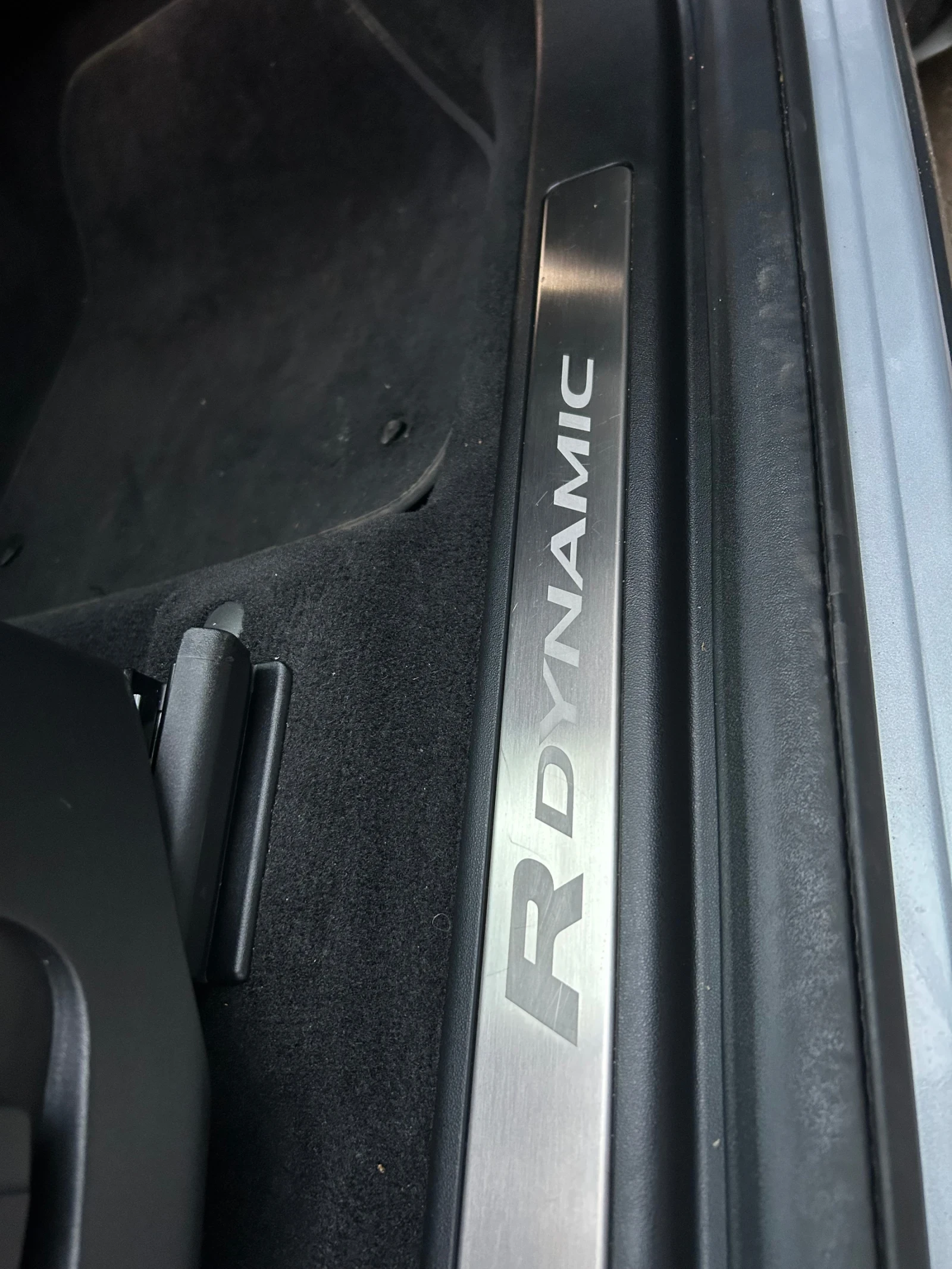 Land Rover Discovery Sport 2.0 ������ 250 �.�., R-Dynamic S, 2023 �. | Mobile.bg � ����������� 11