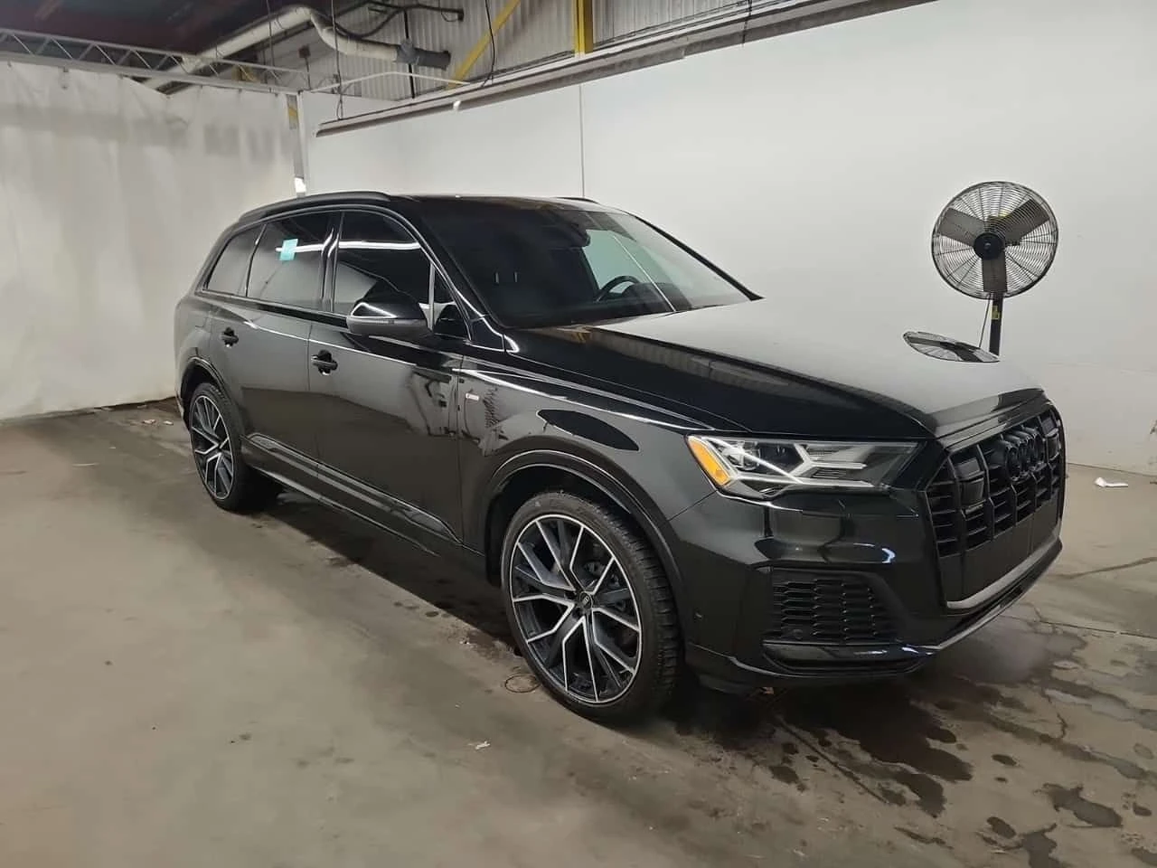 Audi Q7 55TFSI S-Line * PROGRESSIV * Дистроник * Oт VW * , снимка 2 - Автомобили и джипове - 54688013