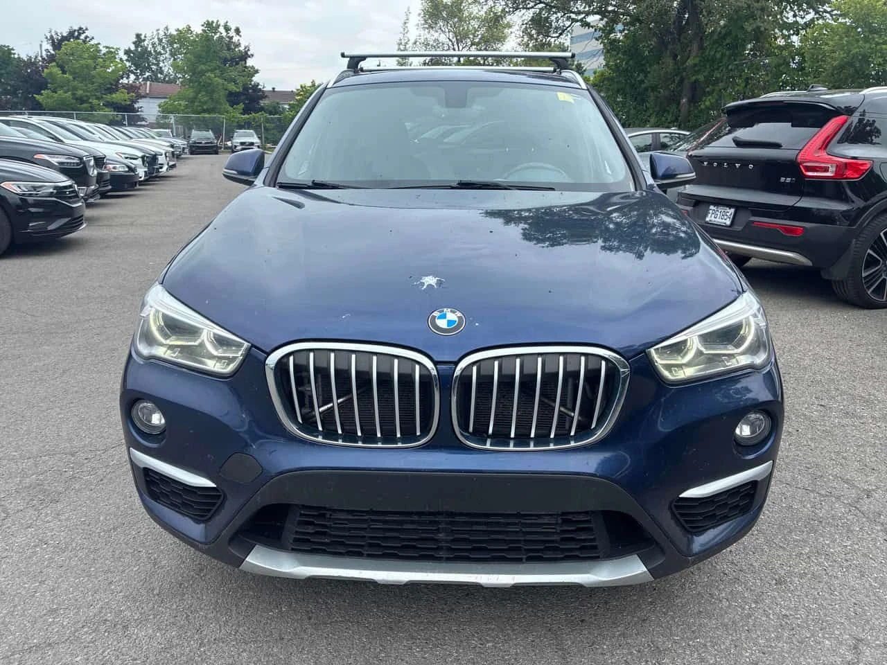 BMW X1 xDrive28i | CARFAX | БЕЗ ПЪРВОНАЧАЛНА ВНОСКА, снимка 2 - Автомобили и джипове - 55106146