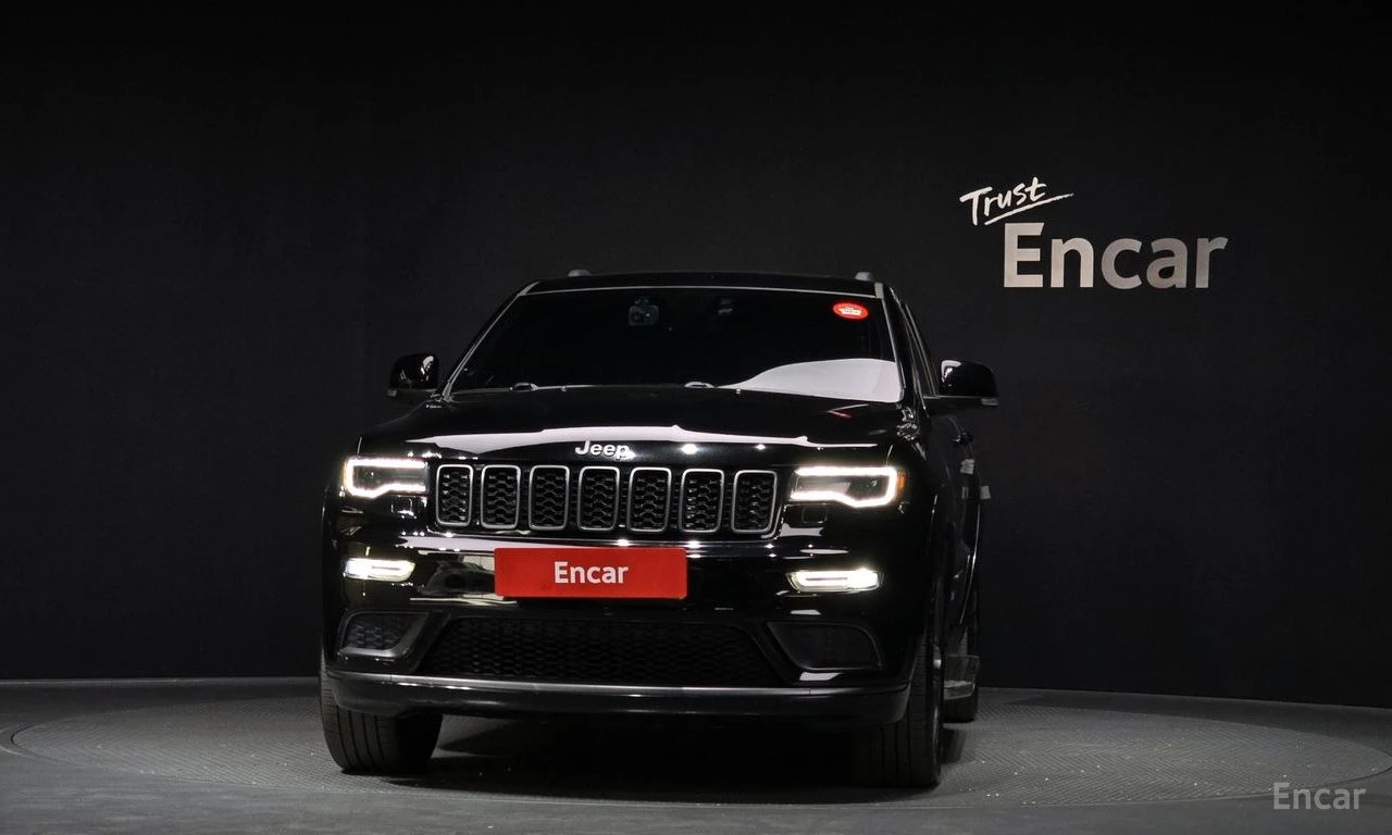 Jeep Grand cherokee 3.6* V6* 8ZF* ПОДГРЕВ* КАМЕРА* ПАНОРАМА* МЪРТВА* Т, снимка 3 - Автомобили и джипове - 55132290