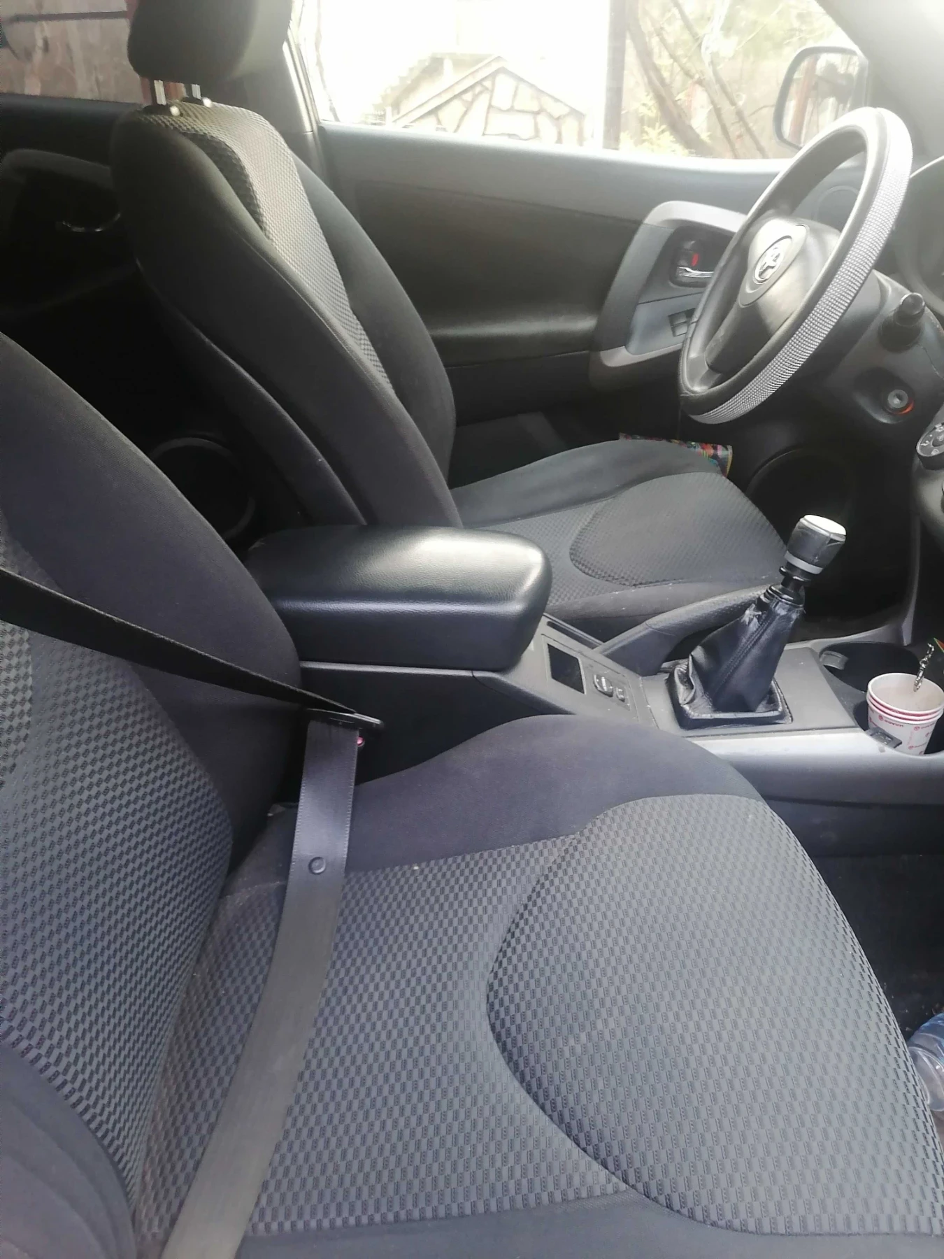 Toyota Rav4, снимка 9 - Автомобили и джипове - 56009973