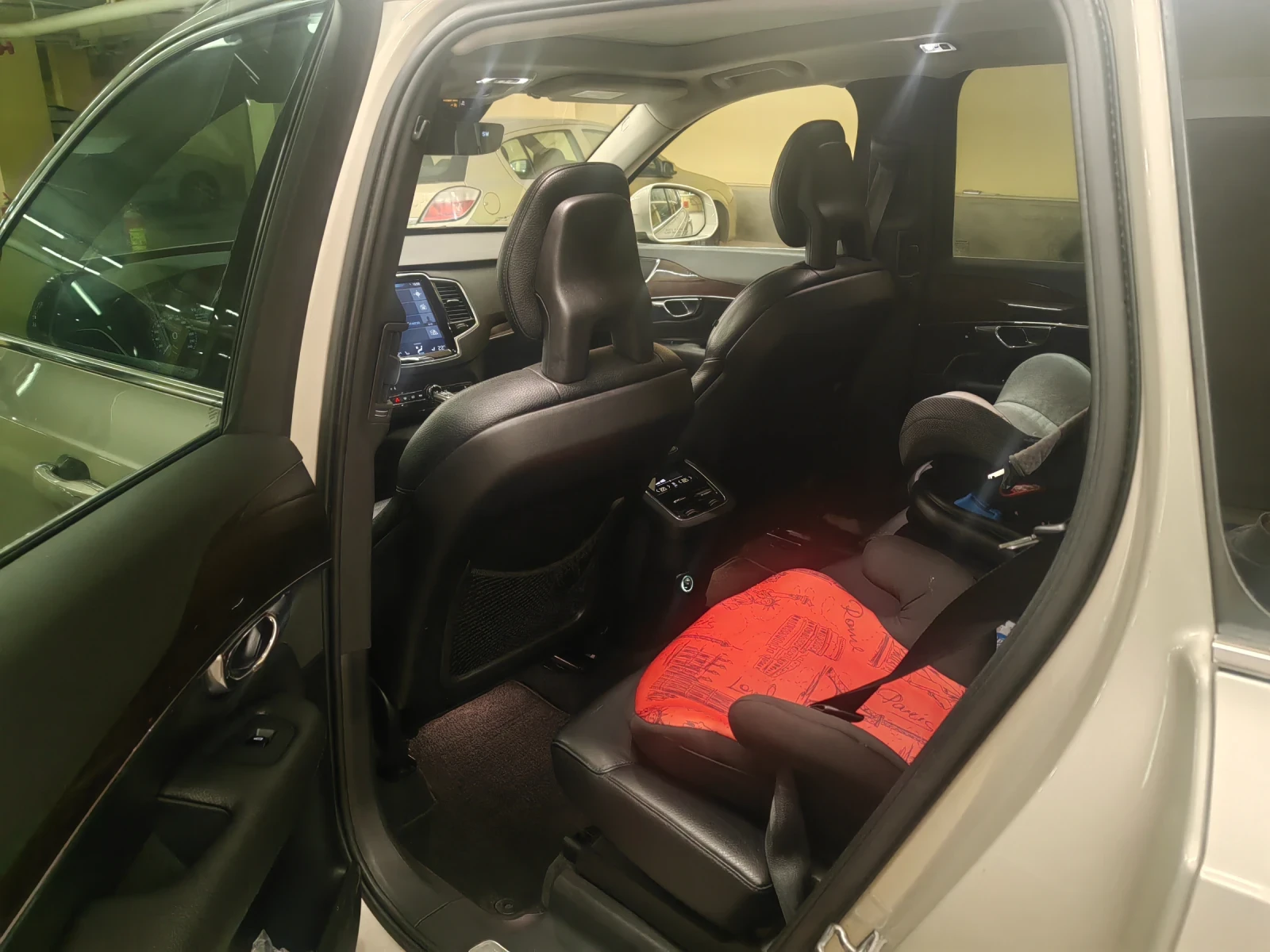 Volvo Xc90 T6, снимка 15 - Автомобили и джипове - 56045851