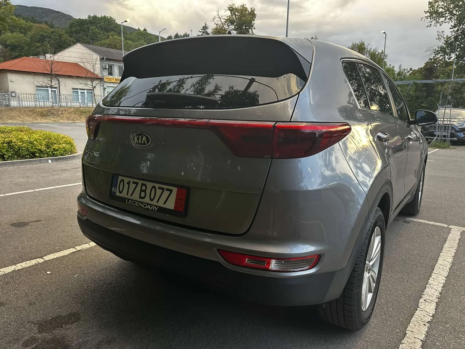 Kia Sportage 2.4, снимка 8 - Автомобили и джипове - 56082266